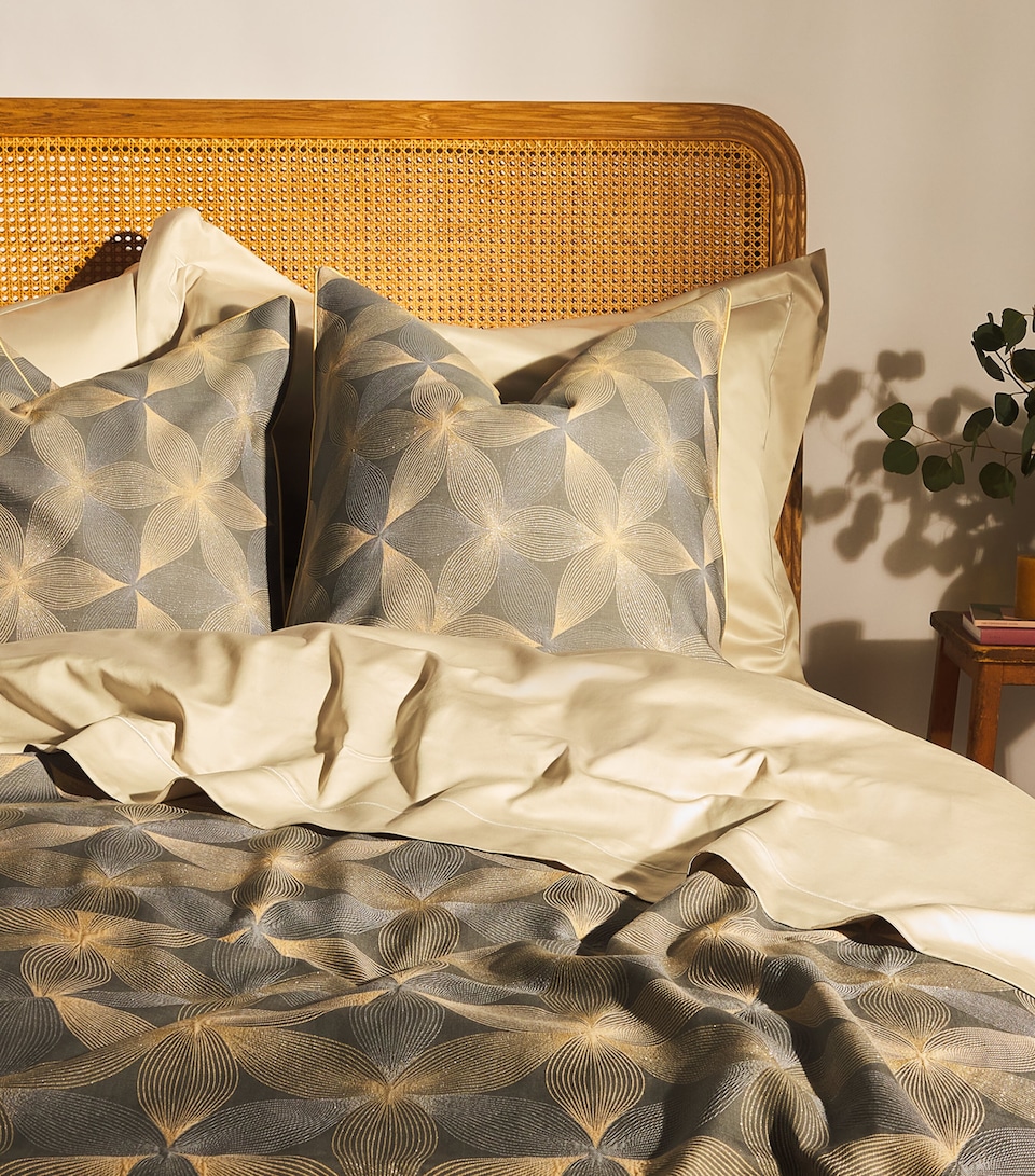 Celso De Lemos Bourdon Square Pillowcase (65cm x 65cm) Nacre