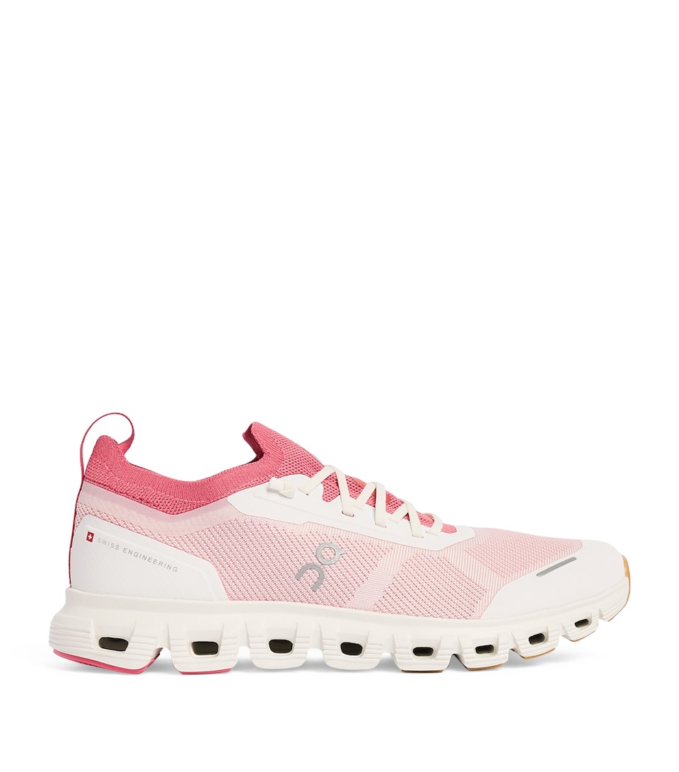 On Cloud 6 Versa Trainers Ivory | Camellia