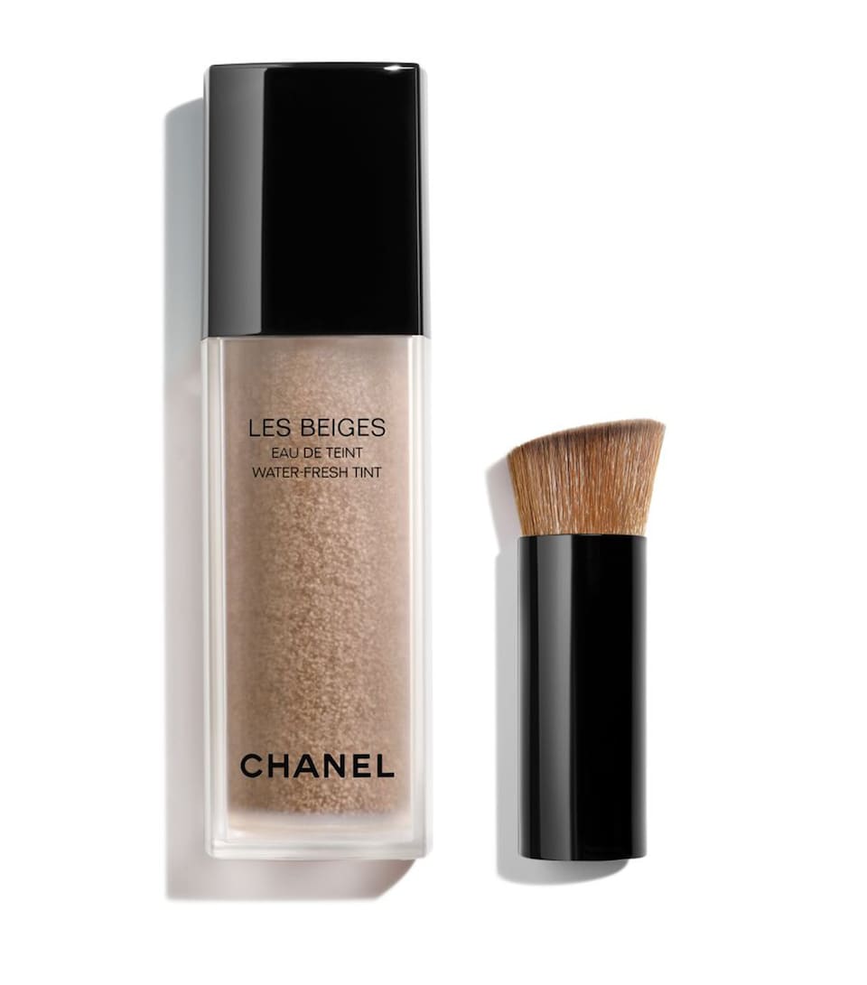 CHANEL LES BEIGES Healthy Glow Tinted Moisturiser Medium Plus