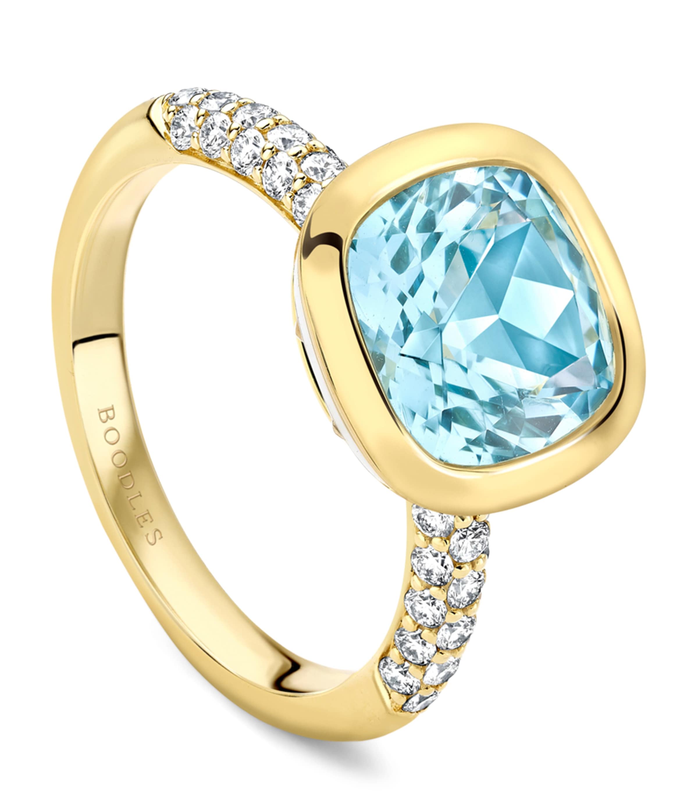 Boodles Yellow Gold, Diamond and Aquamarine Dolce Vita Cushion Ring Yellow Gold