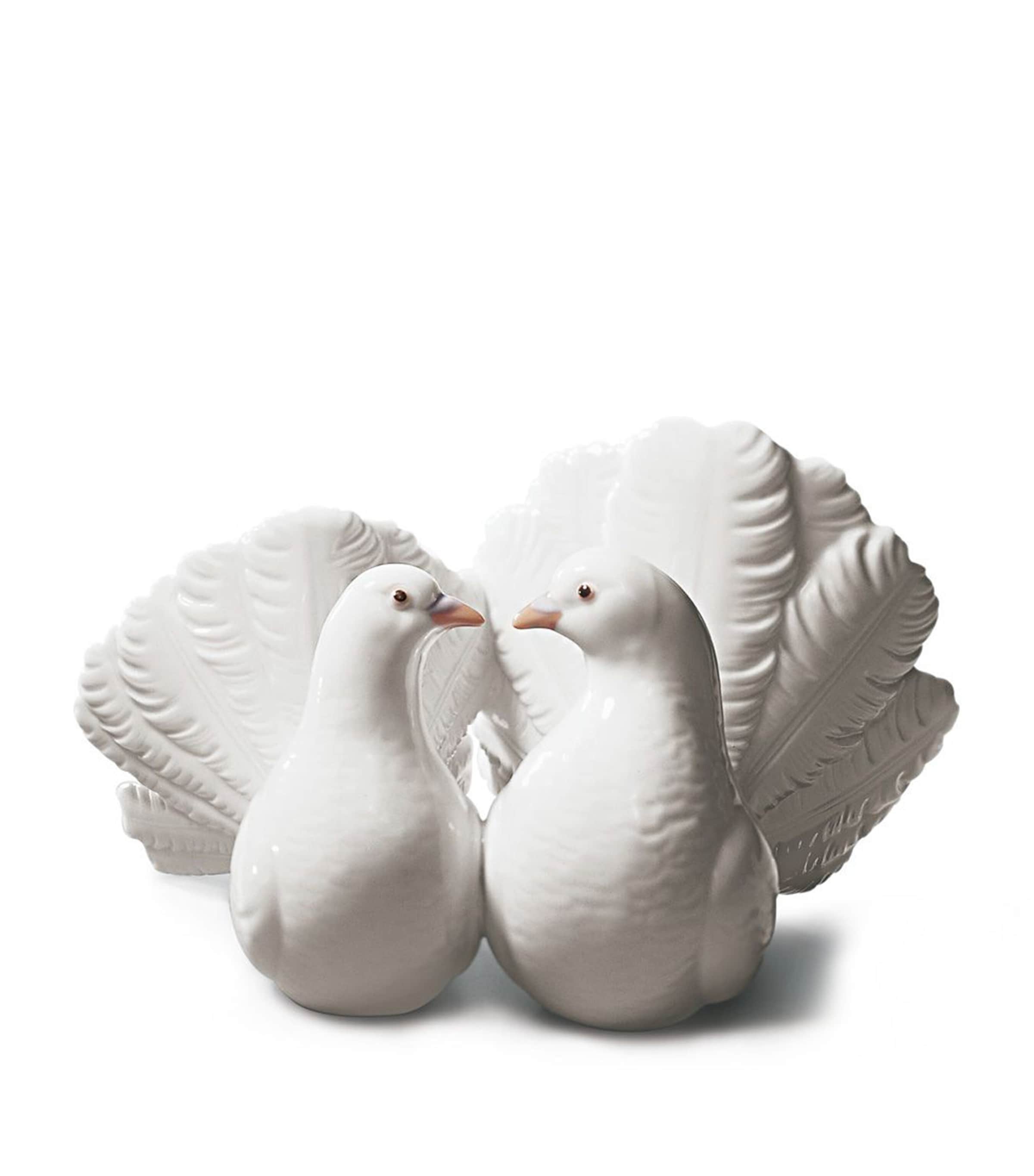 Lladró Couple of Doves Figurine White