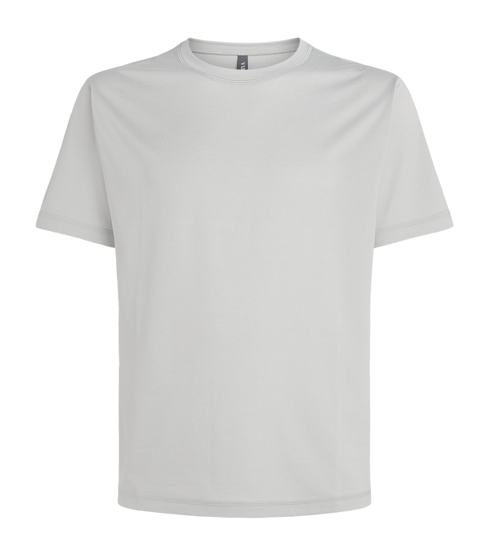 VUORI Mens Tradewind Performance 2.0 T-Shirt Hgy Sky Grey Heather