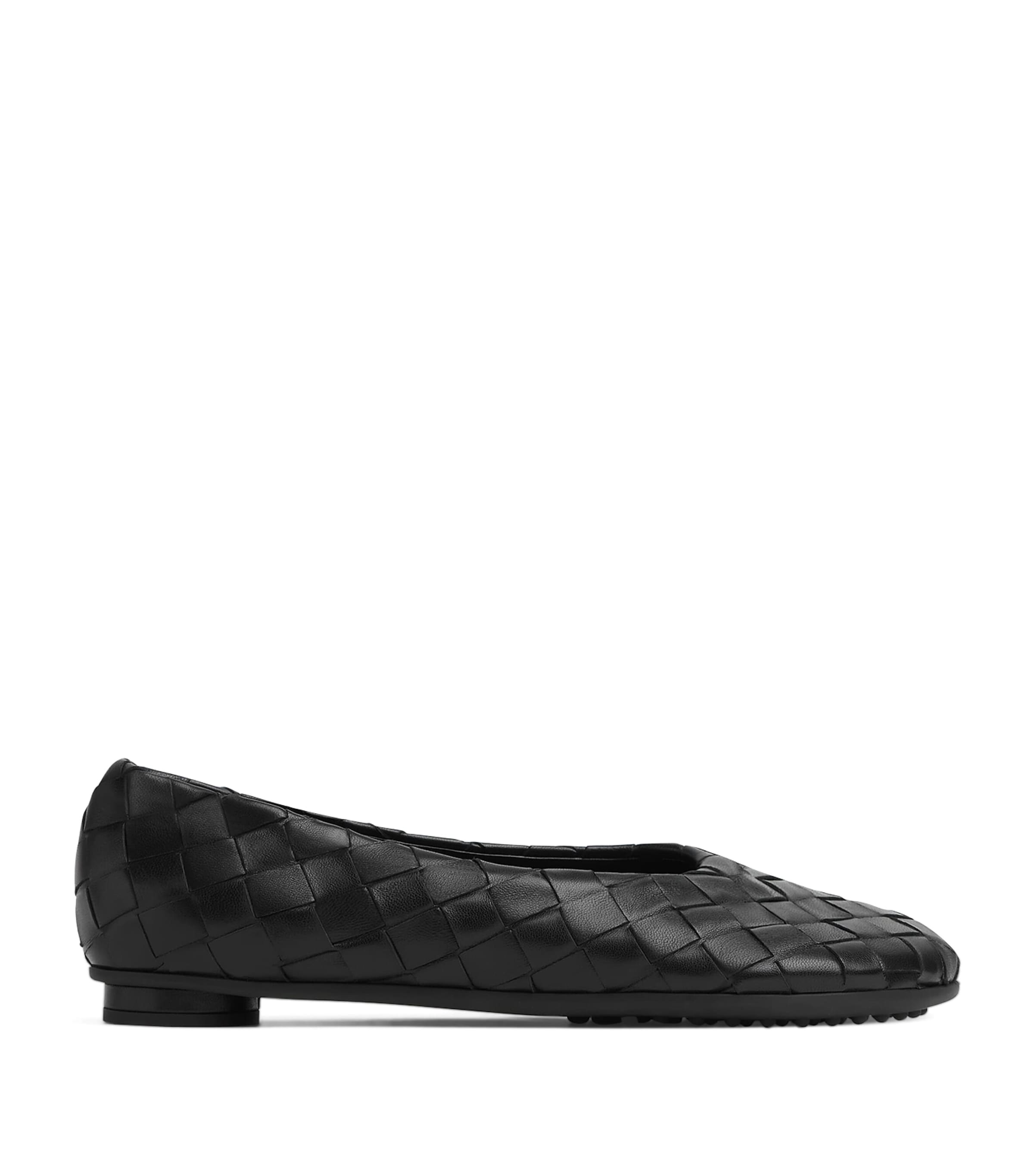 ボッテガヴェネタ Bottega Veneta Sunday Slippers Bottega Veneta® Men's Sunday Slipper in Black. Shop online now.