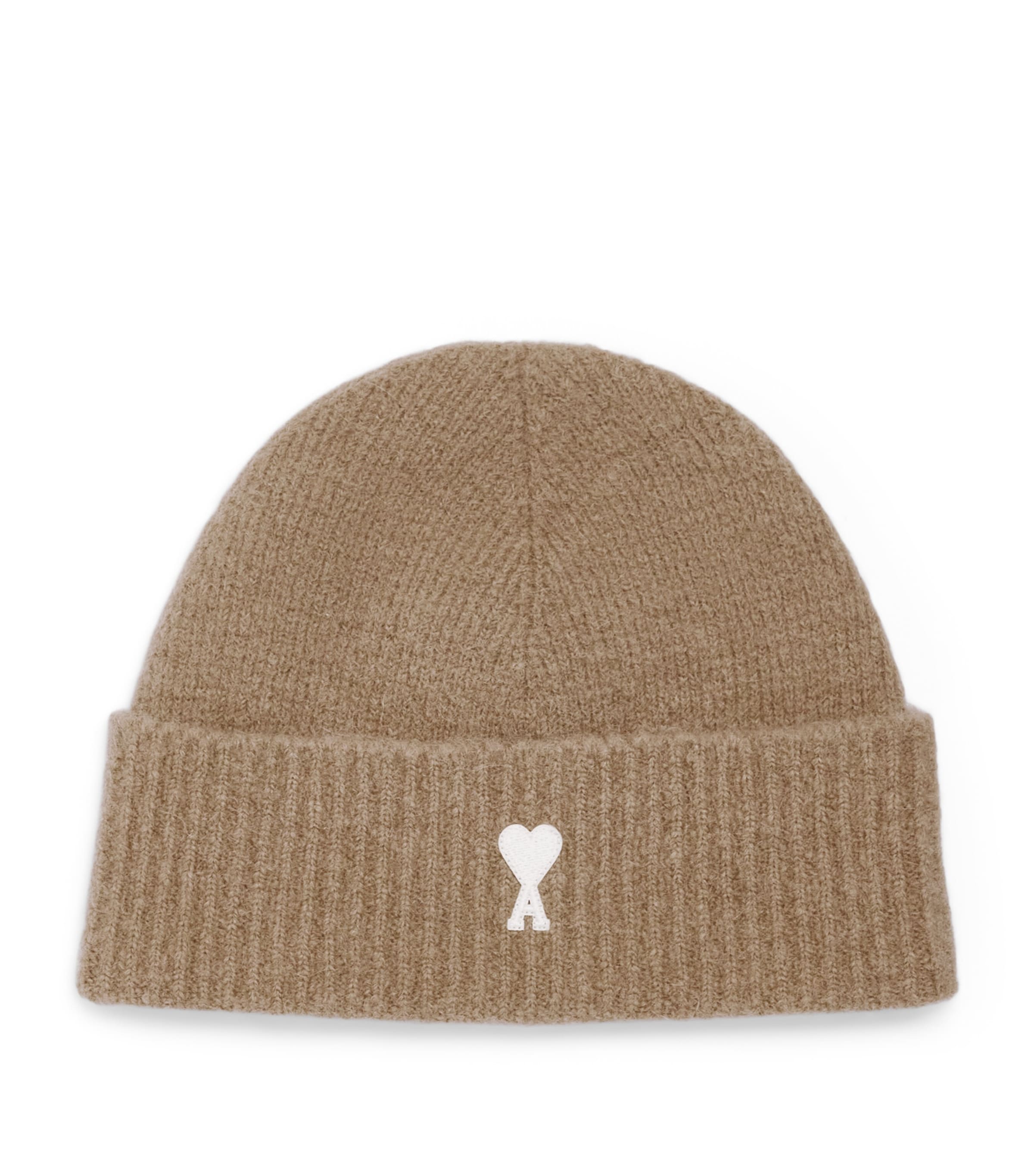 AMI Paris Ami de Coeur Beanie Bge Mastic/ecru