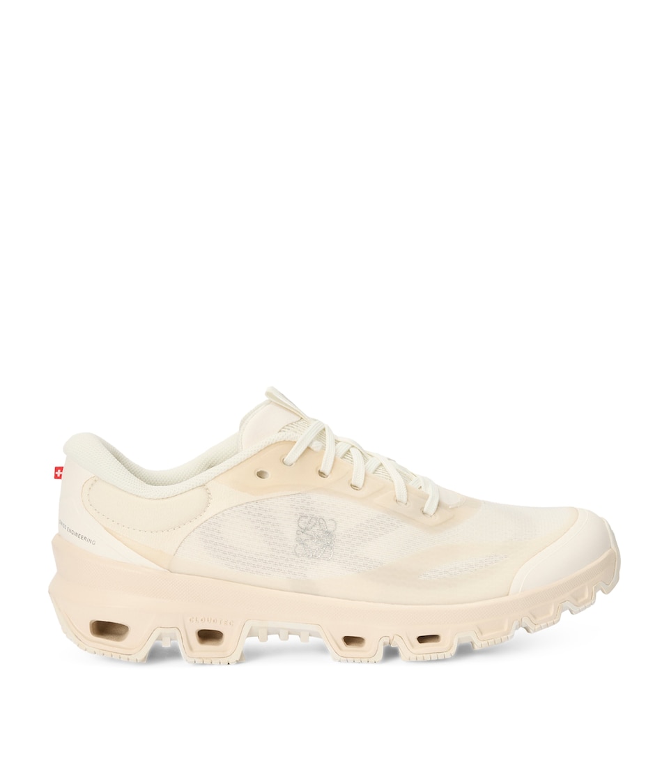 LOEWE x On Cloudventure 2.0 Trainers Eggshell