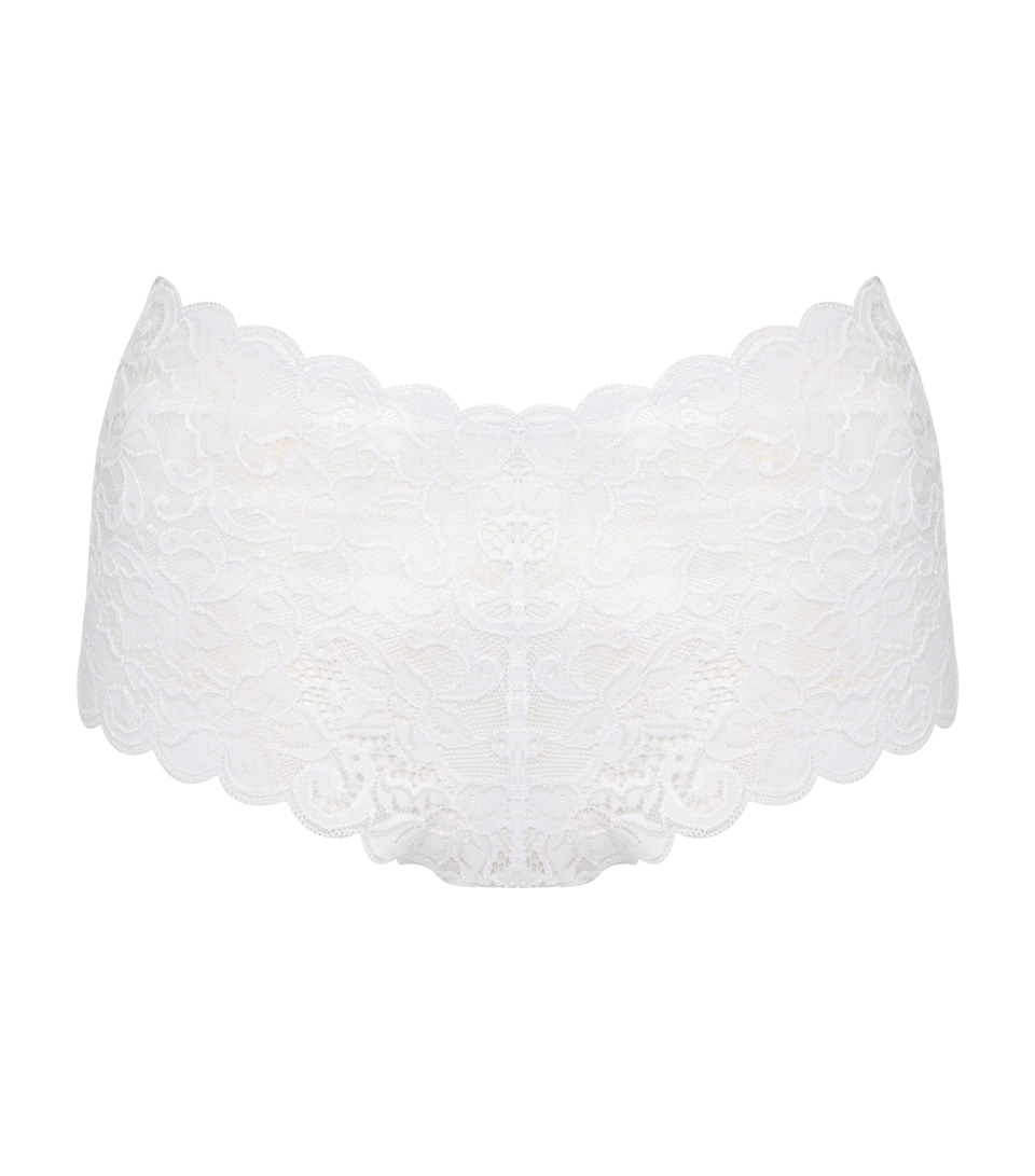 Moments Lace Short