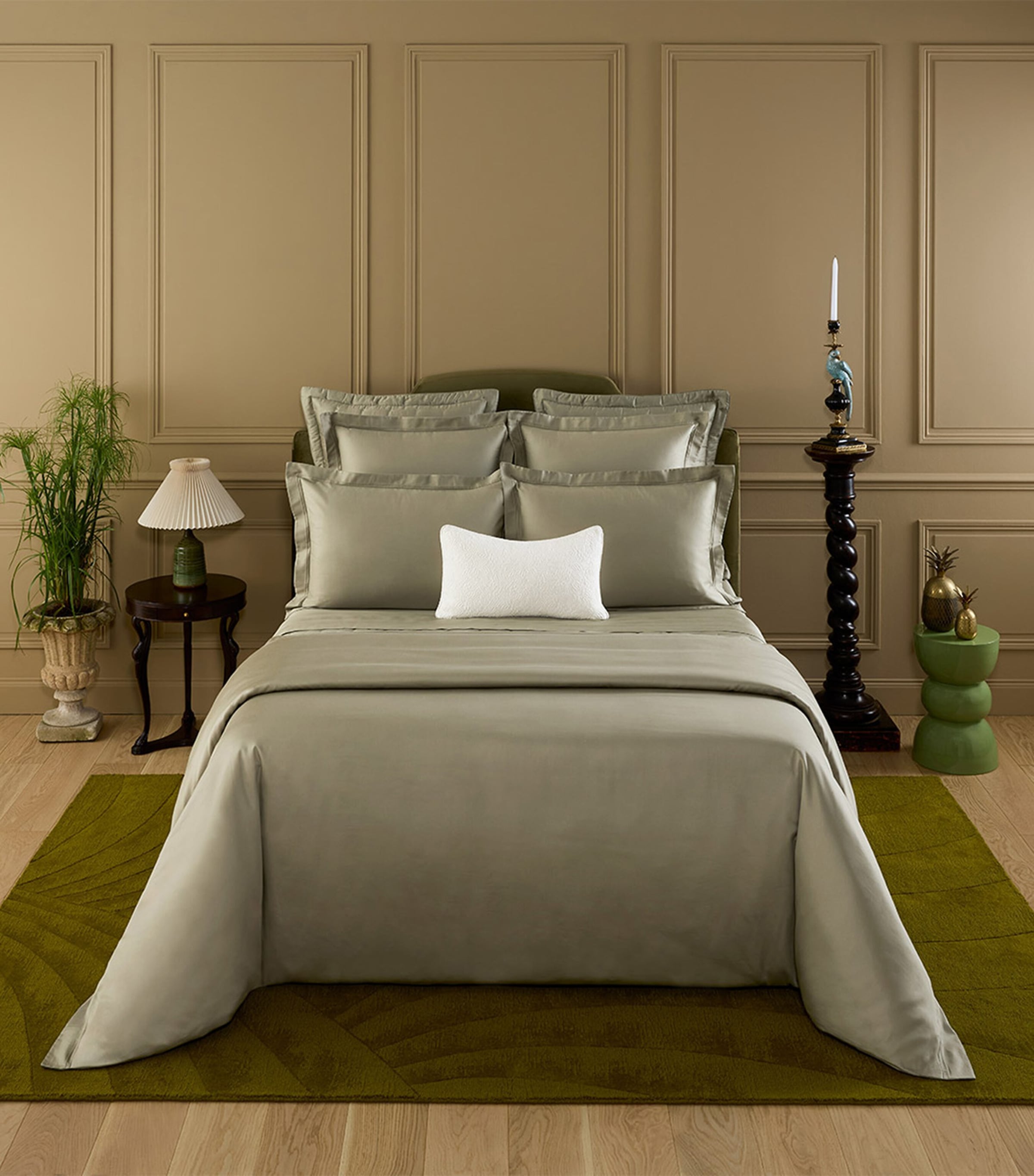 Triomphe Kaki Double Fitted Sheet (140cm x 200cm)