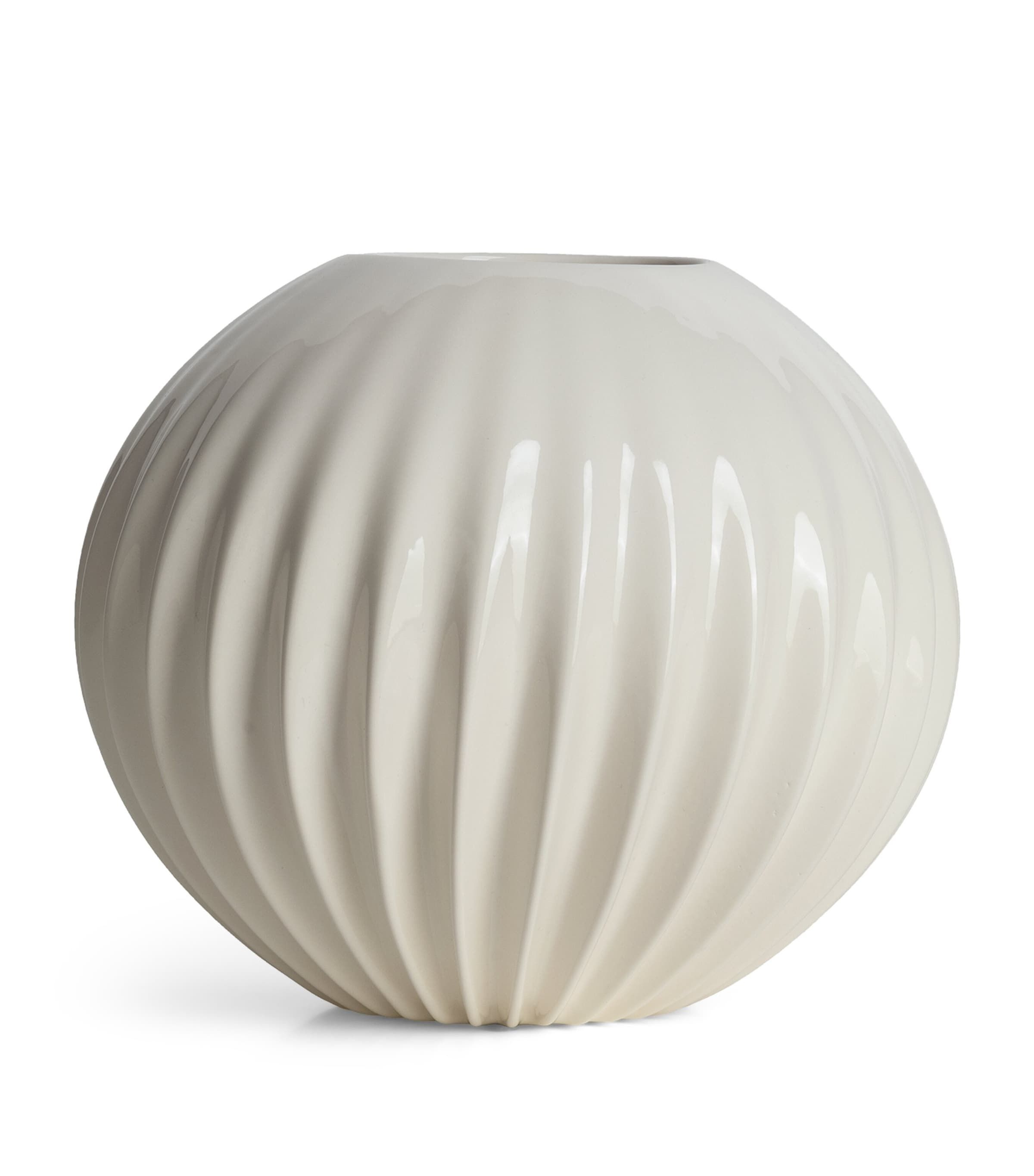 Poltrona Frau Large Ceramic Shiwa Vase (19.5cm) White