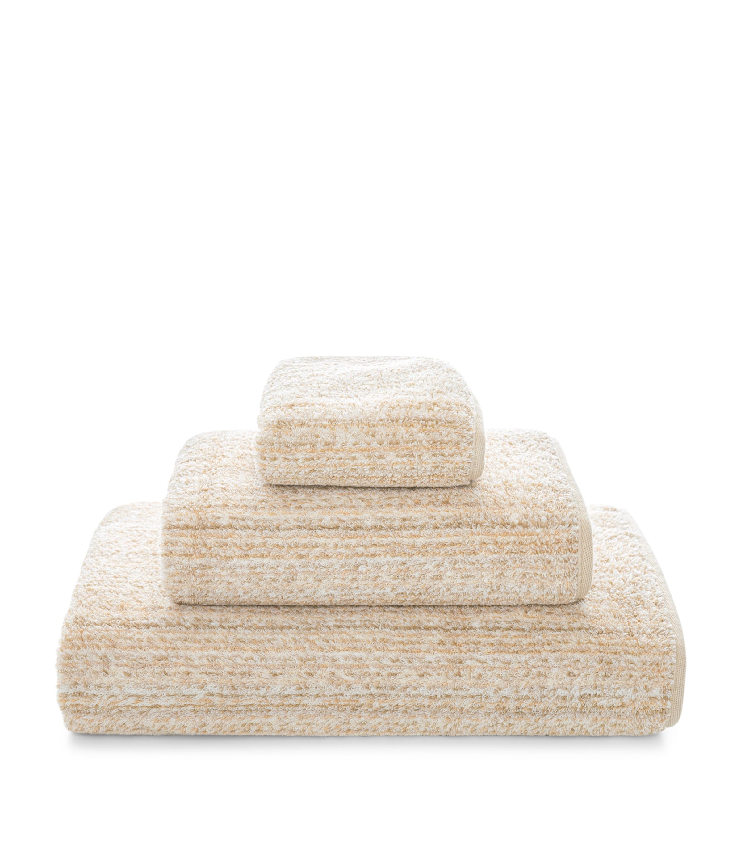 GRACCIOZA Cotton Porto Bath Towel (70cm x 140cm) Snow/fog
