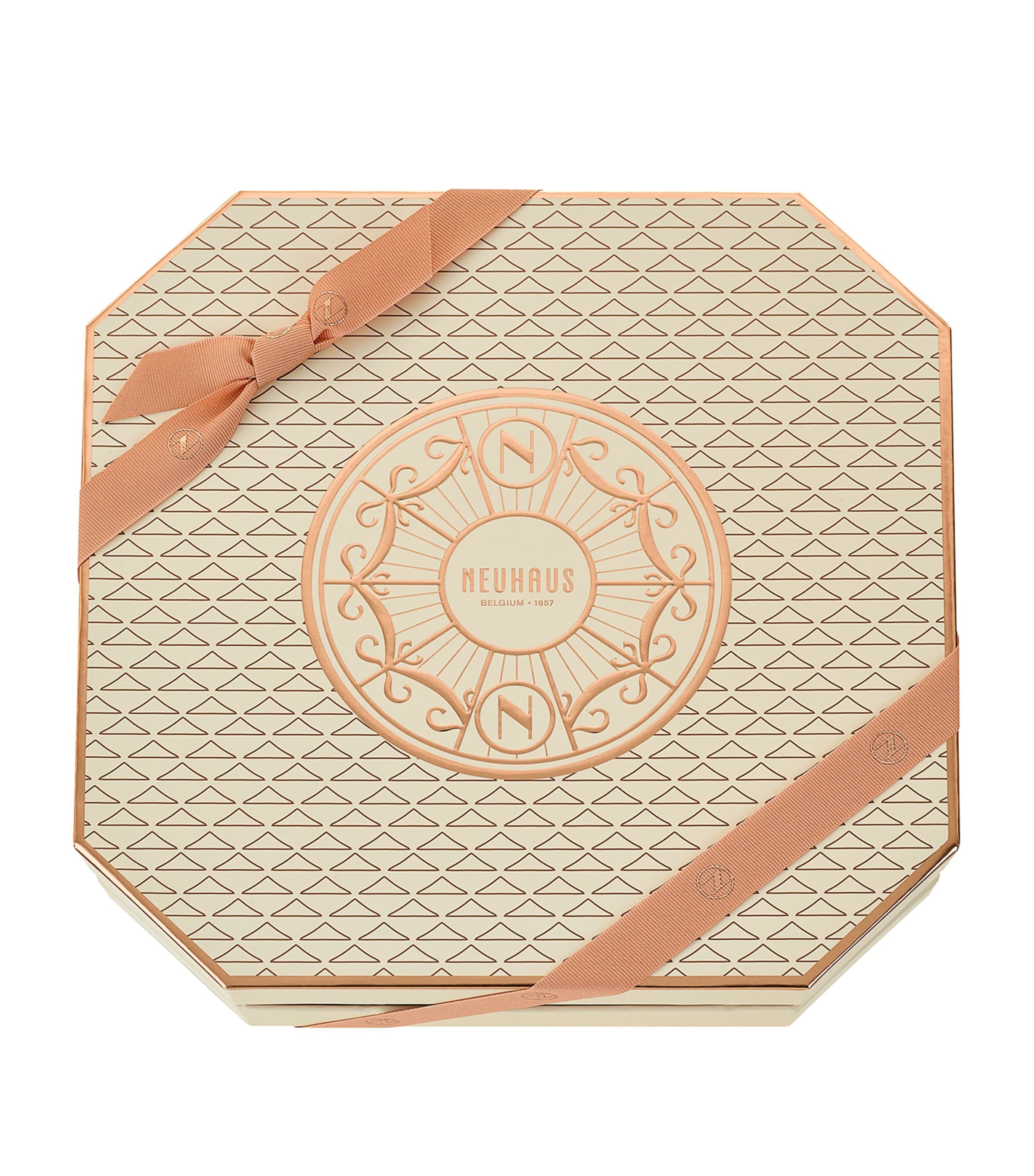 22-Piece Icon Collection Box (458g)