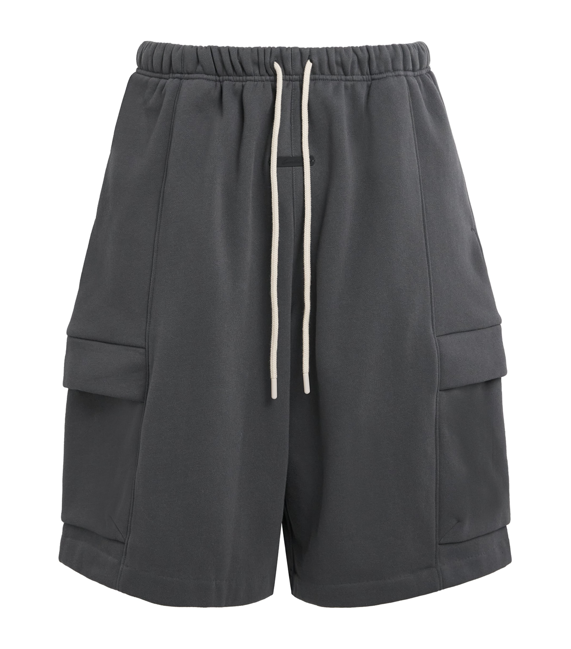 FEAR OF GOD ESSENTIALS Mens Cargo Basketball Shorts Iron Grey