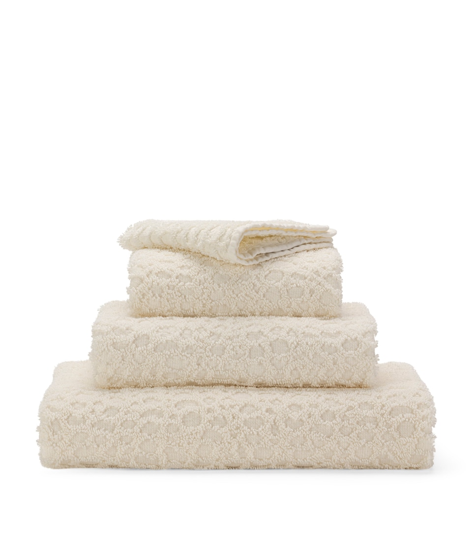 Egyptian Cotton Lodge Bath Towel (70cm x 140cm)