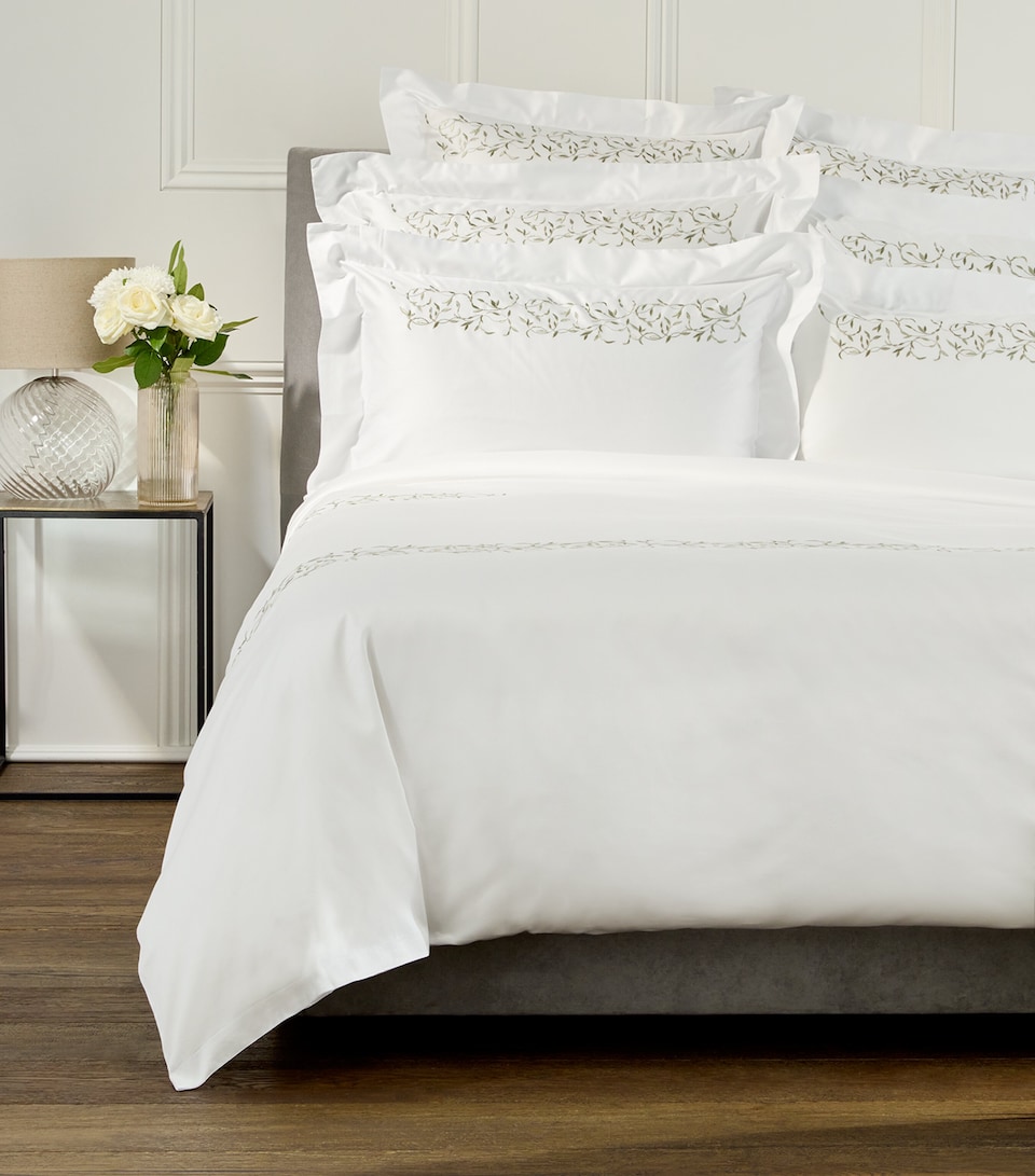 Tresco Embroidered Super King Flat Sheet (300cm x 270cm)