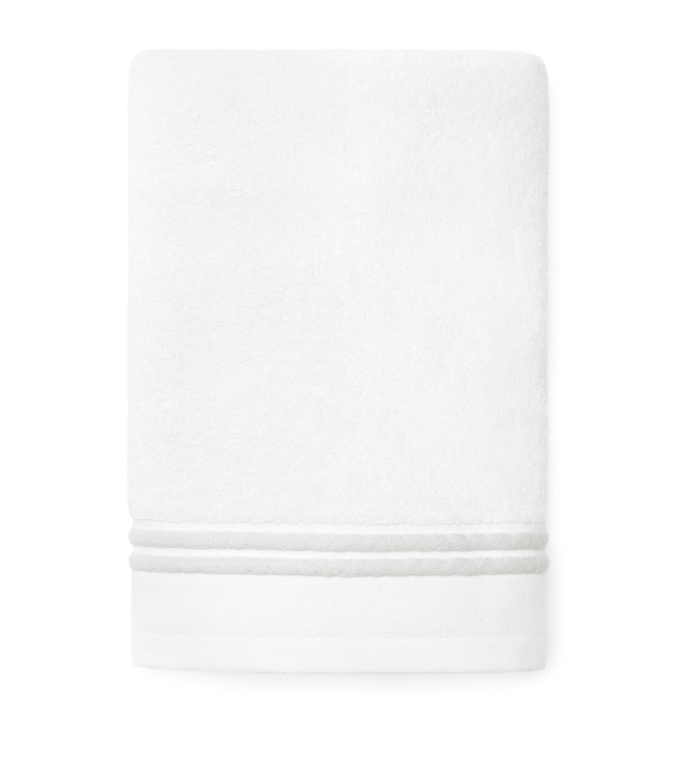 Cotton Aura Nuova Hand Towel (20cm x 30cm)