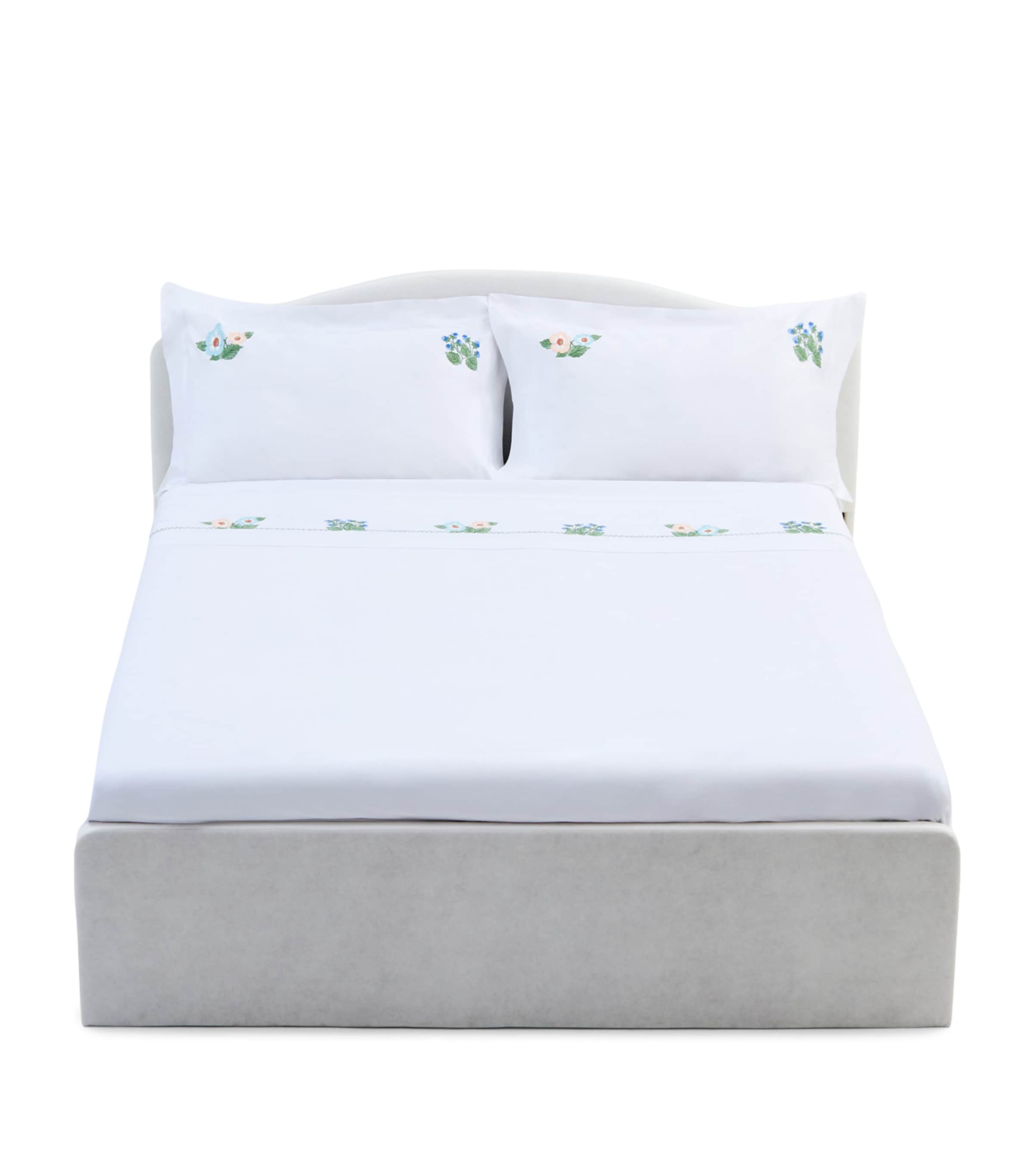 Loretta Caponi Cotton Flowers and Blackberries Pillowcase Pair (50cm x 75cm)
