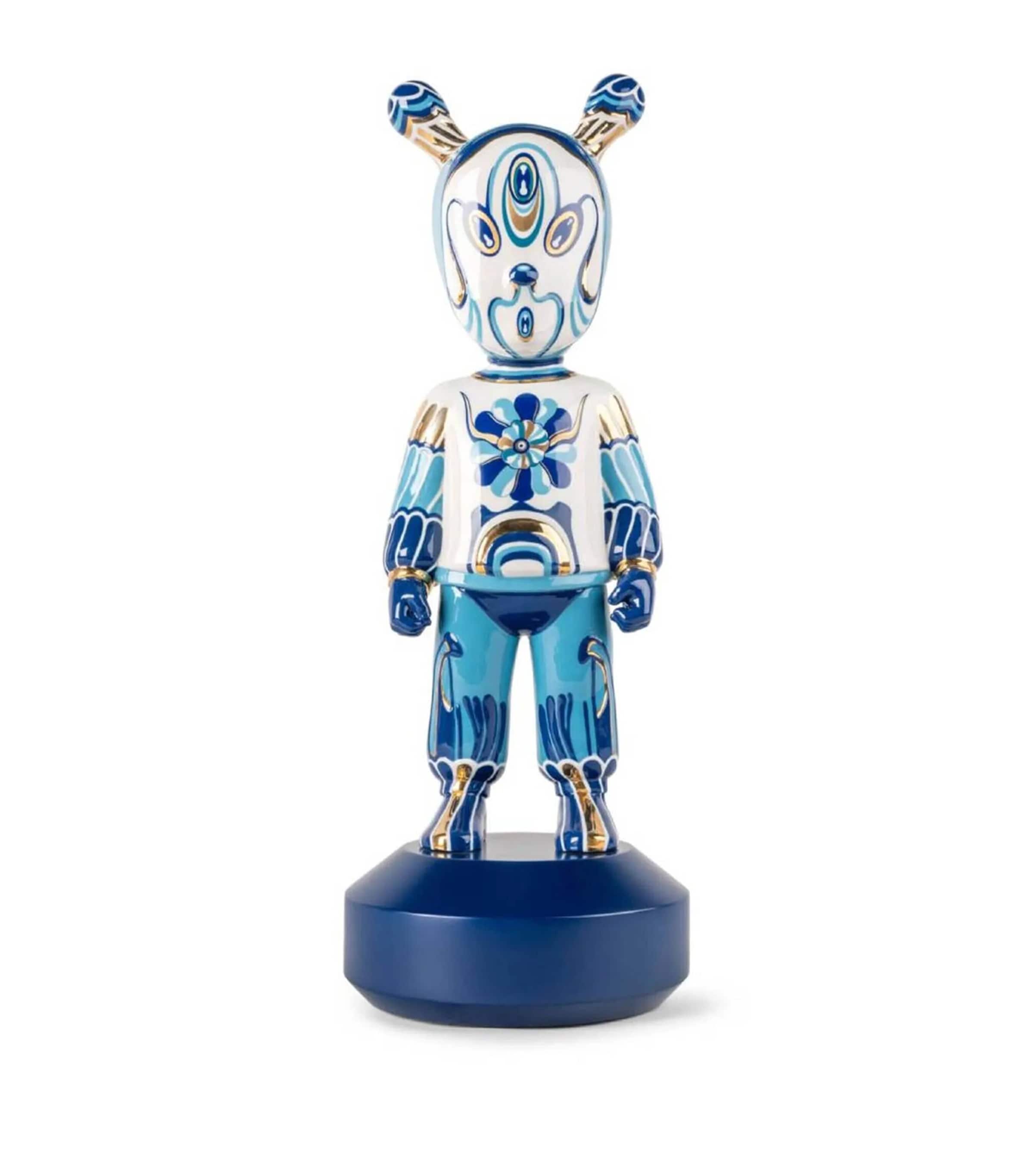 Lladró x Kzeng Jiang Big The Guest Figurine White & Blue