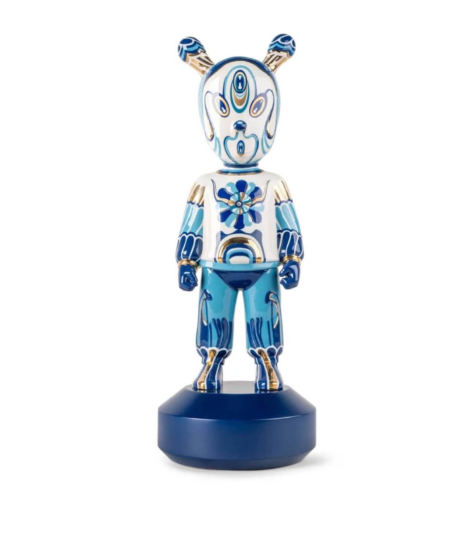 Lladró x Kzeng Jiang Big The Guest Figurine White & Blue