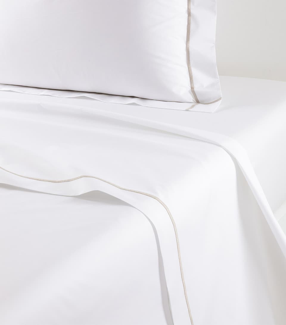 Yves Delorme Athena Double Flat Sheet (240cm x 295cm) Loutre