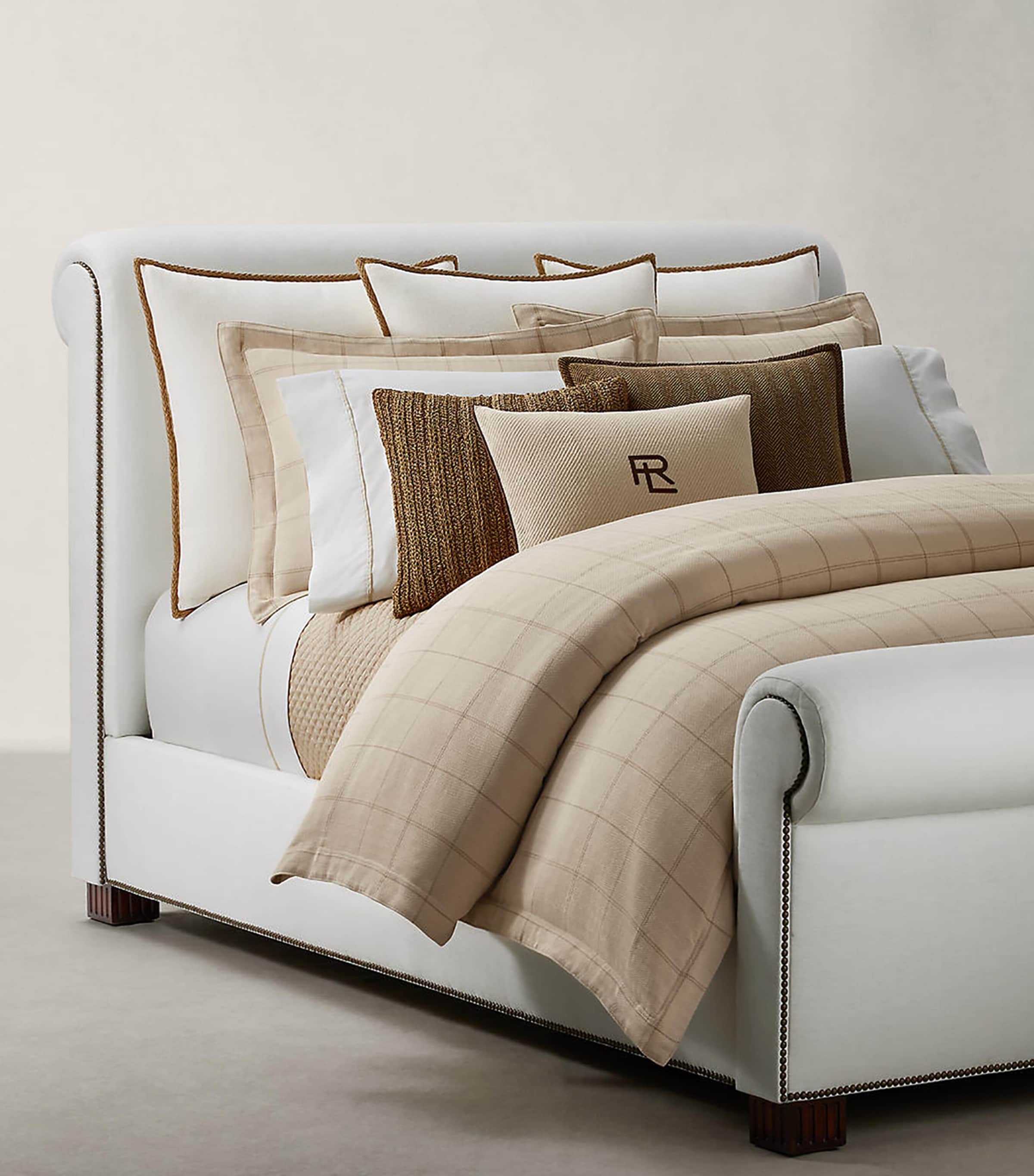 Tyler King Oxford Pillowcase (50cm x 90cm)