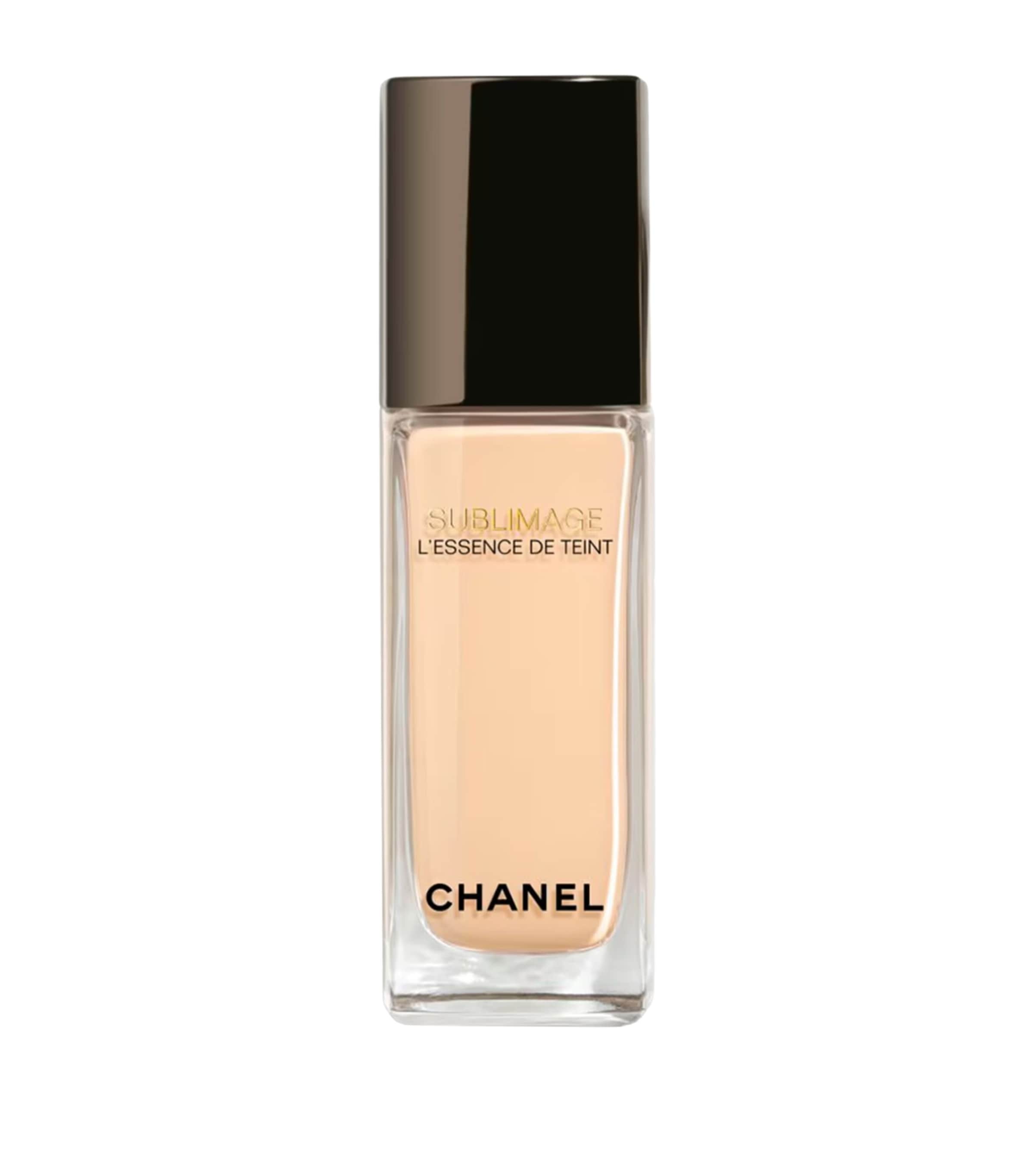 CHANEL SUBLIMAGE L'ESSENCE DE TEINT Ultimate Radiance-Generating Serum Foundation