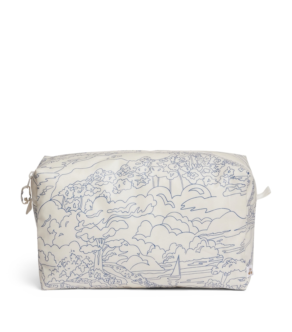 Graphic Print Pouch