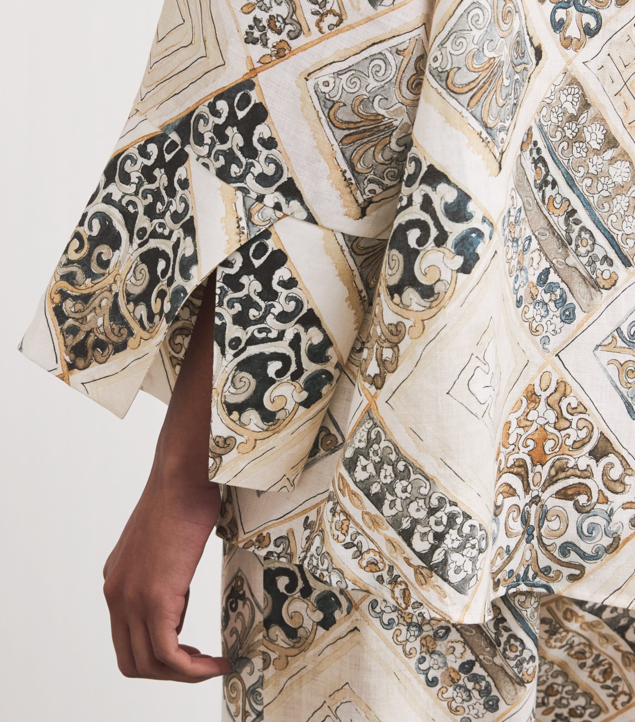 Eleventy Womens Linen Printed Kimono Shirt Sabbia Image 6