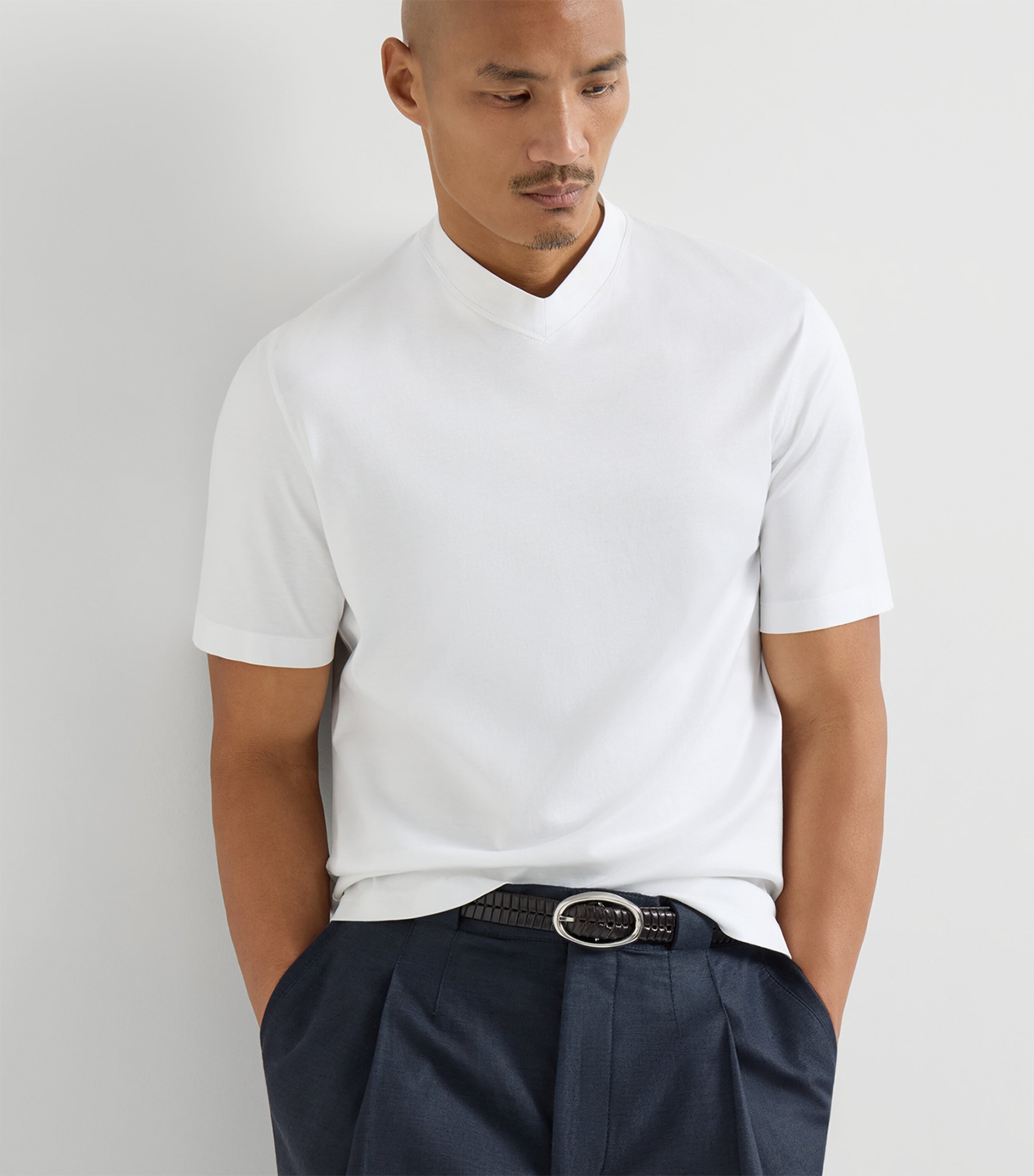 Brunello Cucinelli Mens Cotton V-Neck T-Shirt Image 4
