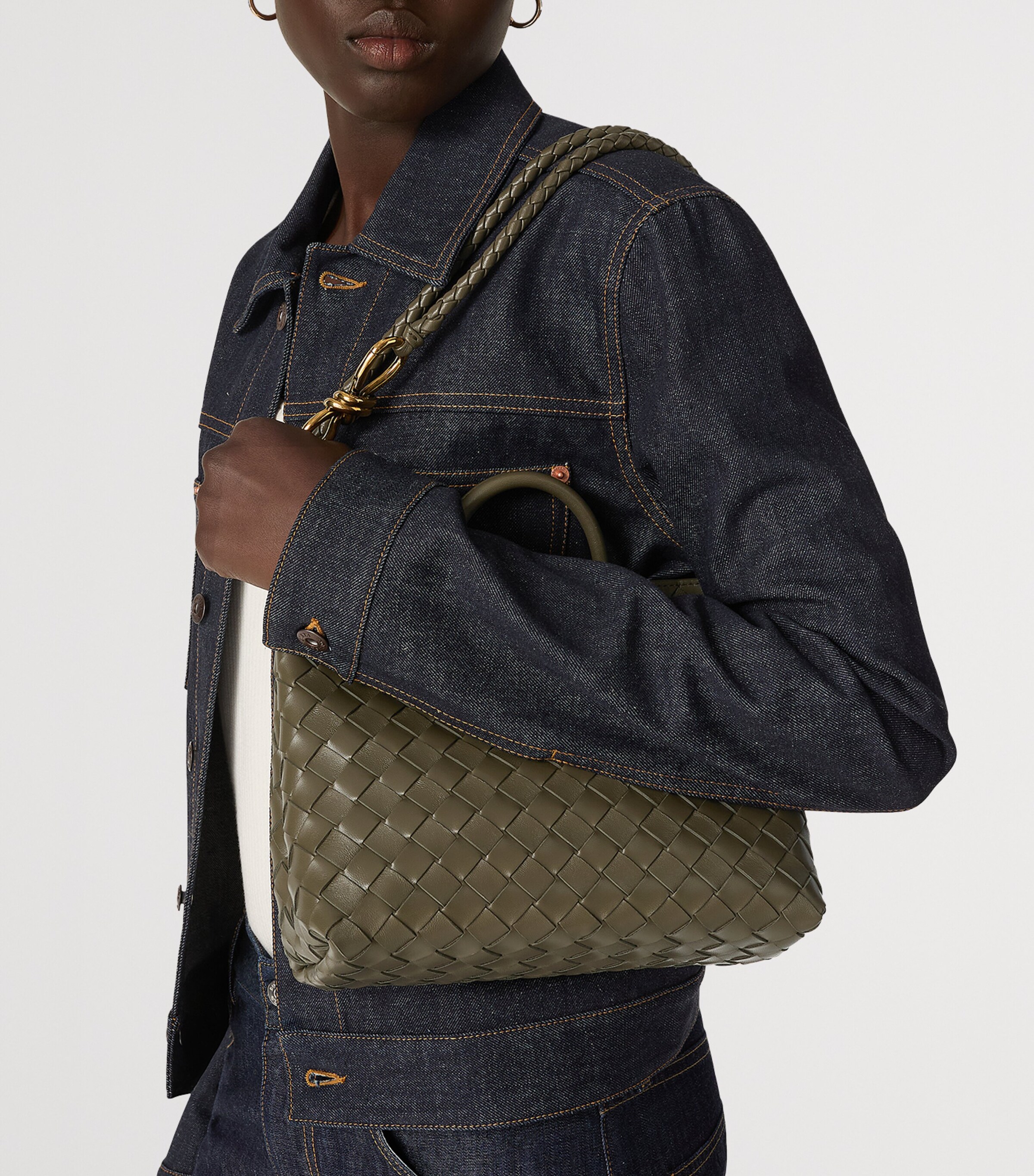 Bottega Veneta Small Lambskin Andiamo Shoulder Bag Image 5