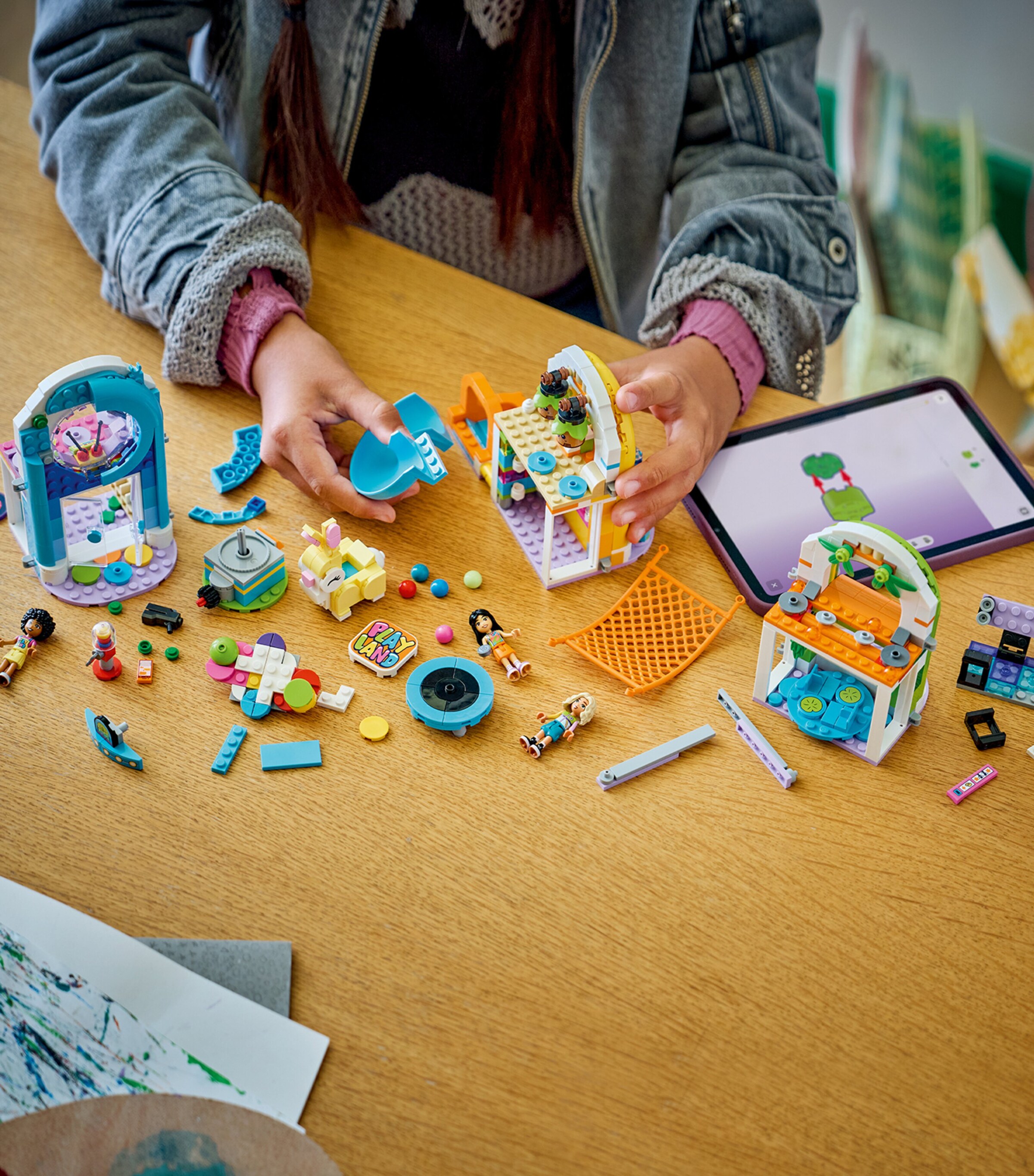Lego LEGO Friends Fun Indoor Playground 42686 Image 3