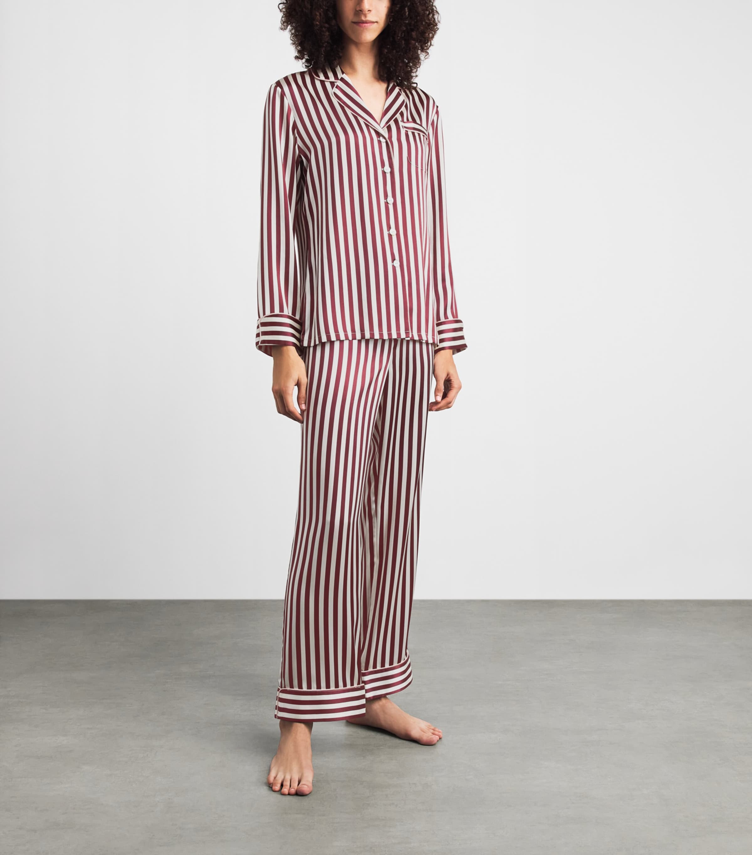 Olivia von Halle Womens Silk Floral Lila Soren Pyjama Set Soren Image 2
