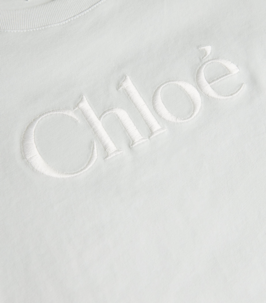 Chloé Kids Cotton Embroidered Logo T-Shirt (4-14 Years) Milky Green Image 3