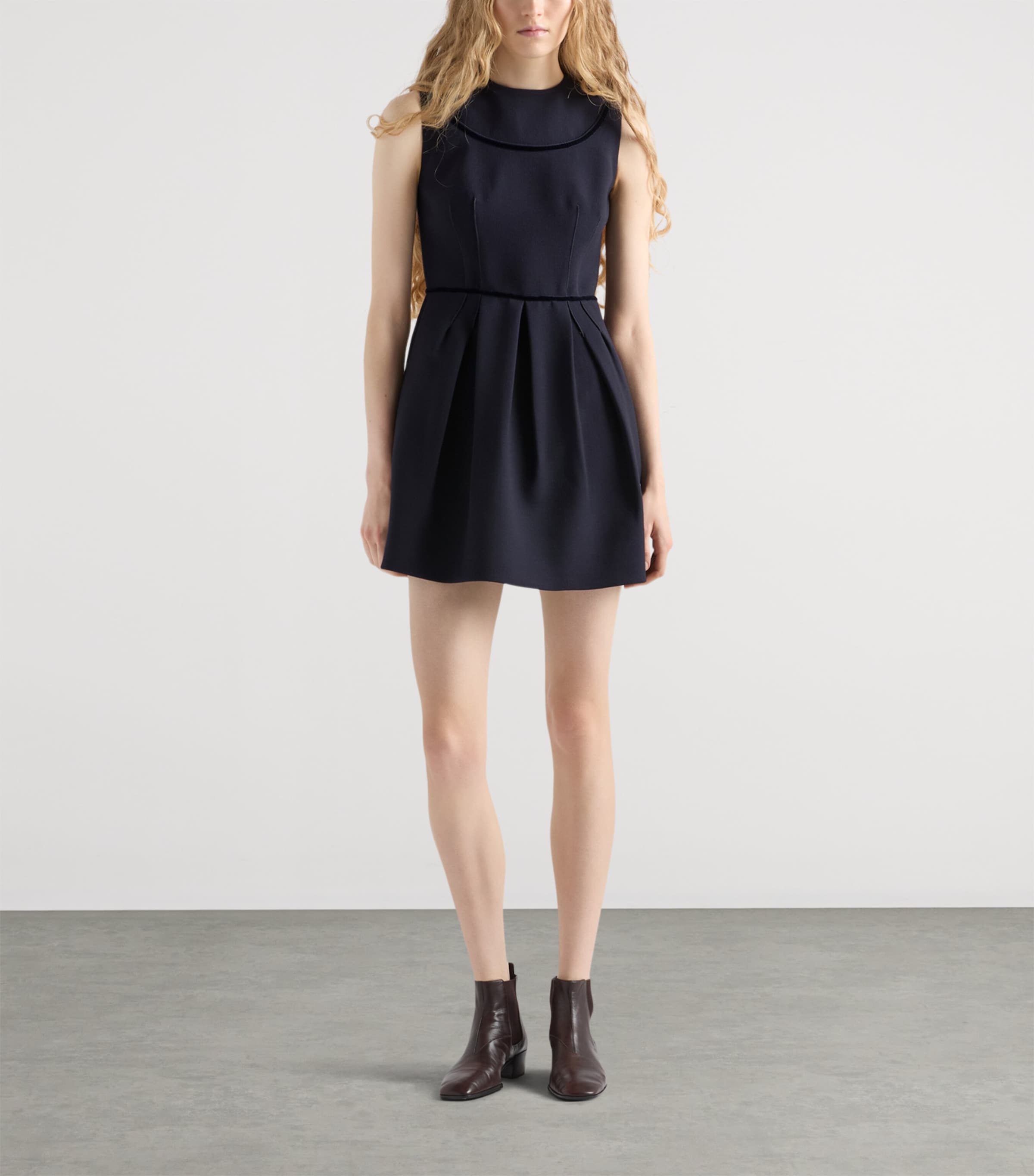 Wool Natté Sleeveless Mini Dress F0008 Image 2