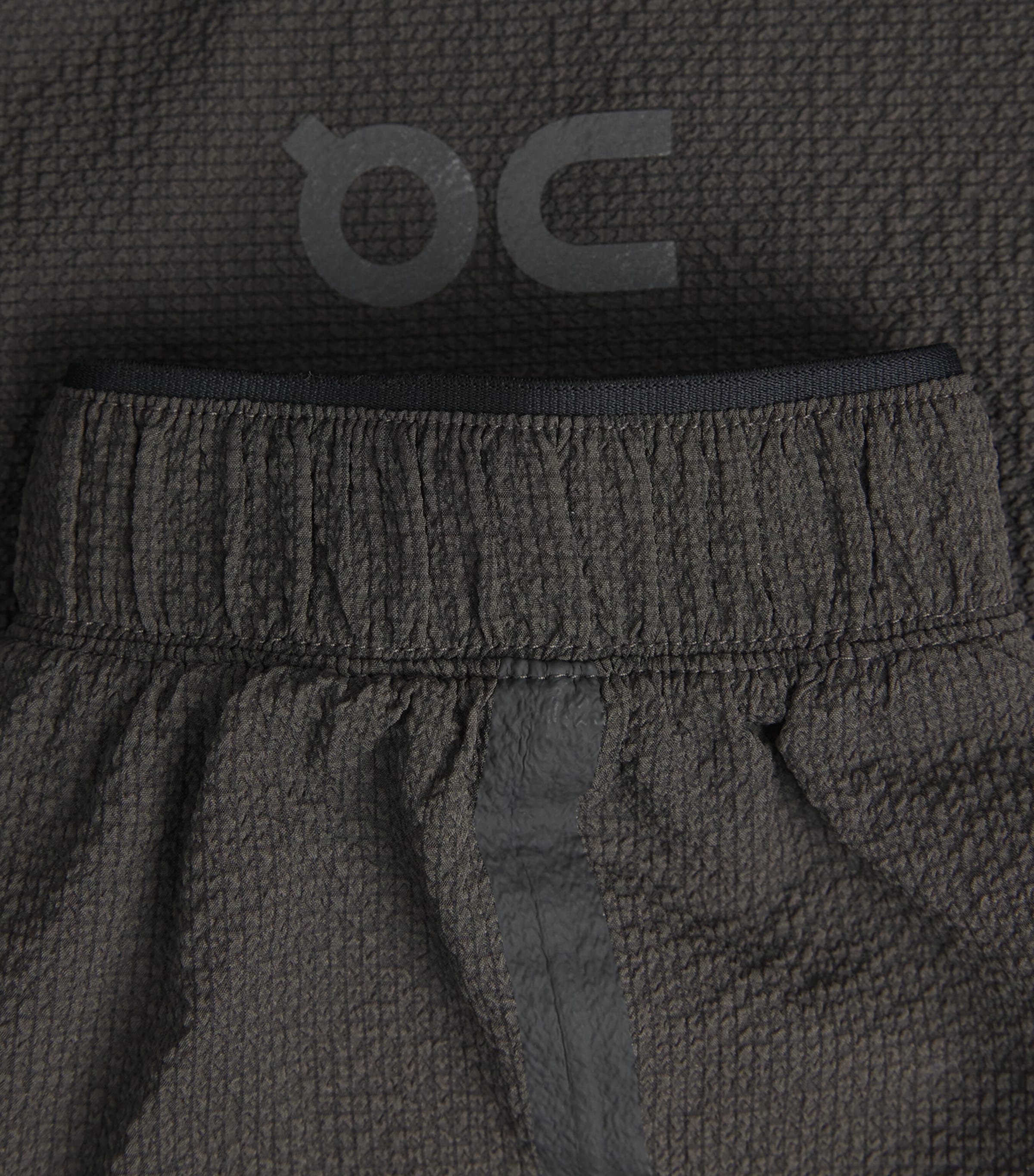On Mens Performance Volt Jacket Espresso Image 6