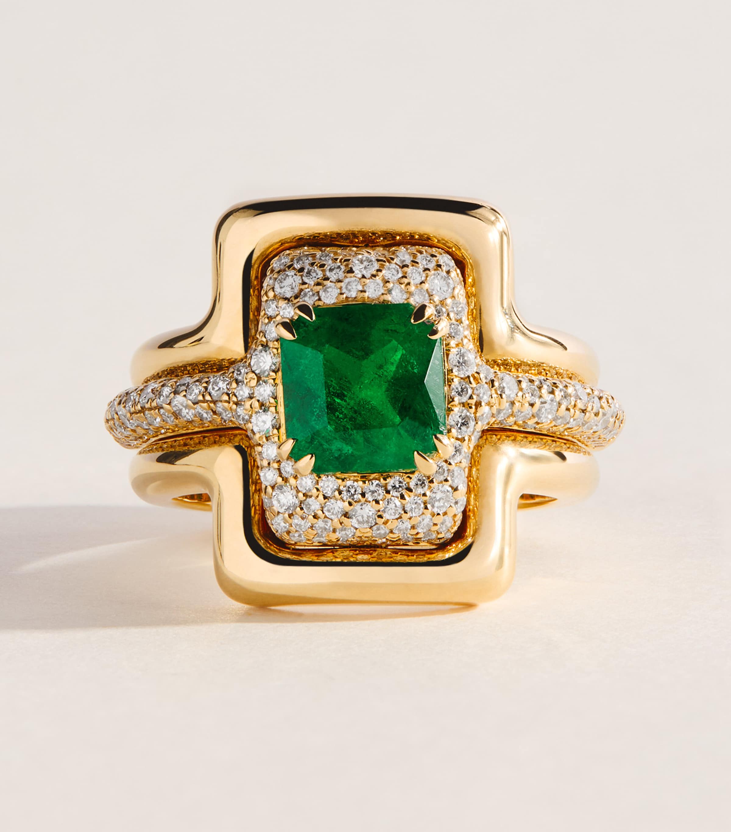Azlee x Gemfields Yellow Gold, Pavé Diamond and Emerald Origins Contour Ring Yellow Gold Image 1