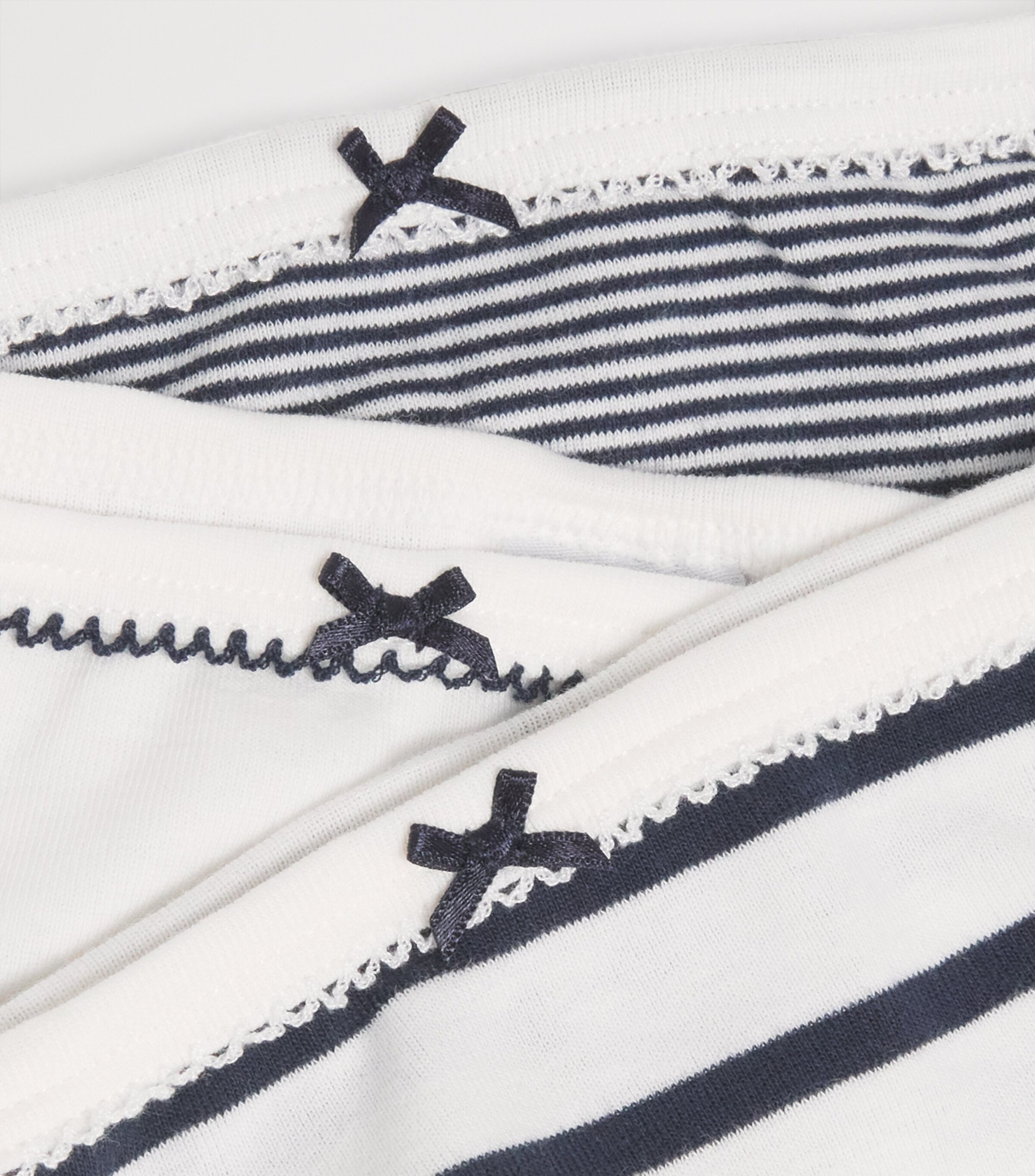 Set of 3 Cotton Knickers (4-12 Years) 00 MULTI Image 4