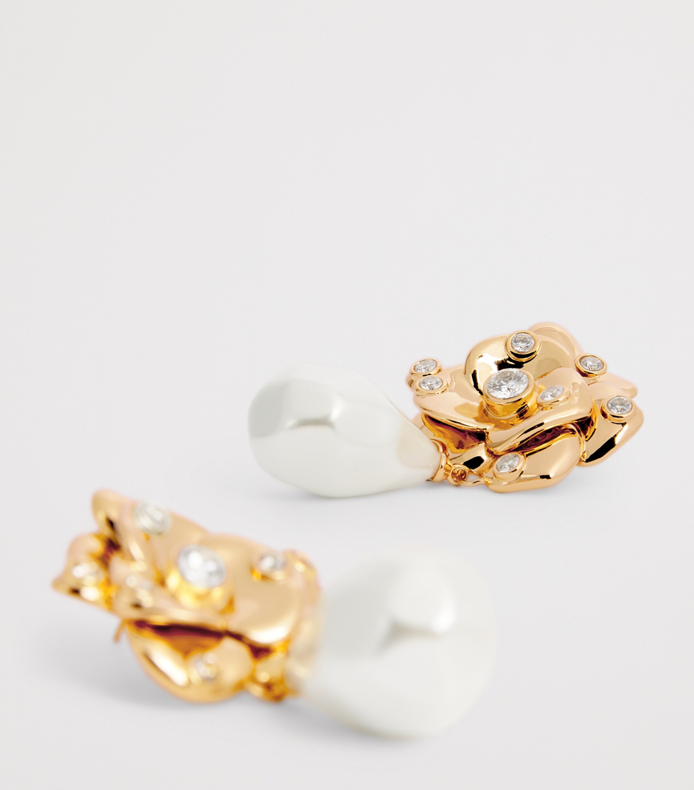 Crystal and Faux Pearl Flower Earrings GOLD Image 6