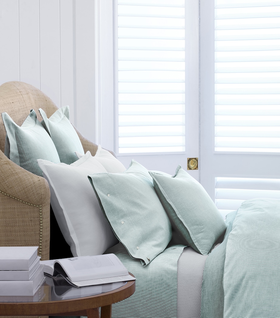 Ralph Lauren Home Oxford Evergreen Double Fitted Sheet (140cm x 200cm) Evergreen Image 1