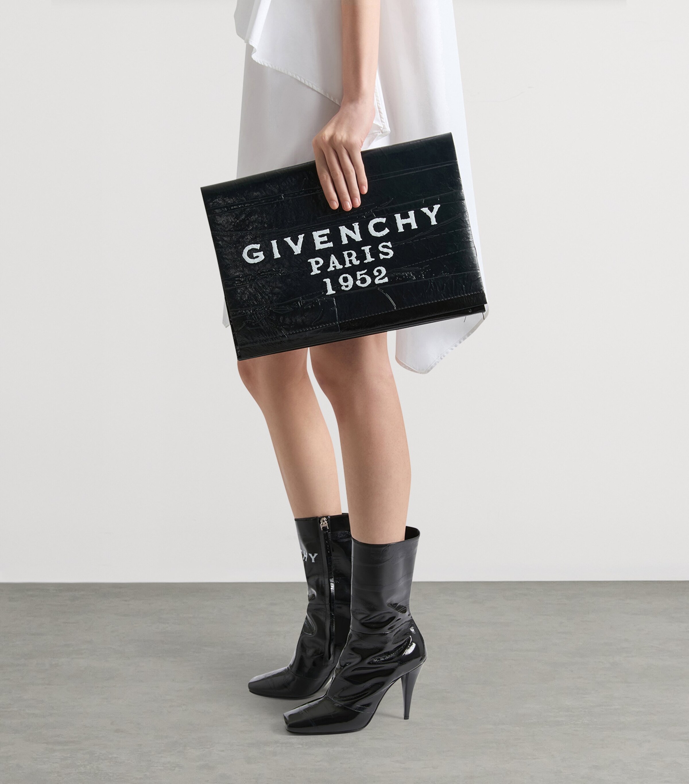 Leather Logo Pouch BLACK Image 2