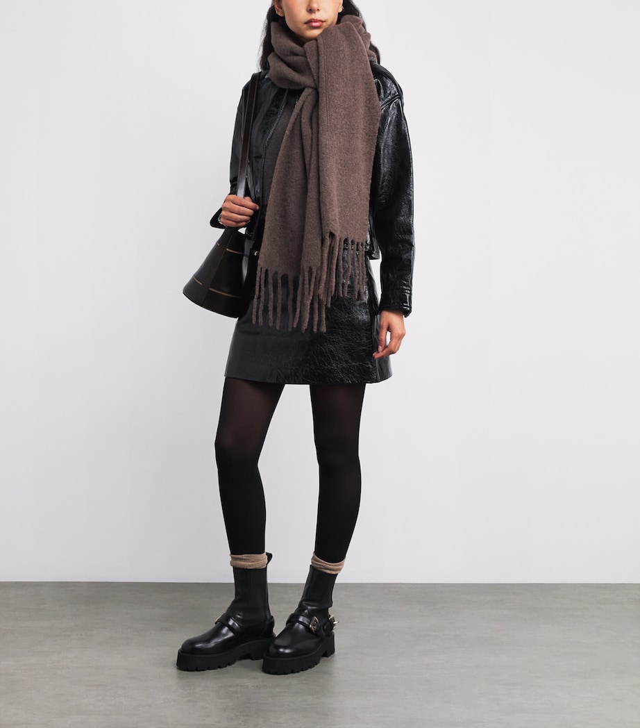 Fringe Scarf BROWN Image 3