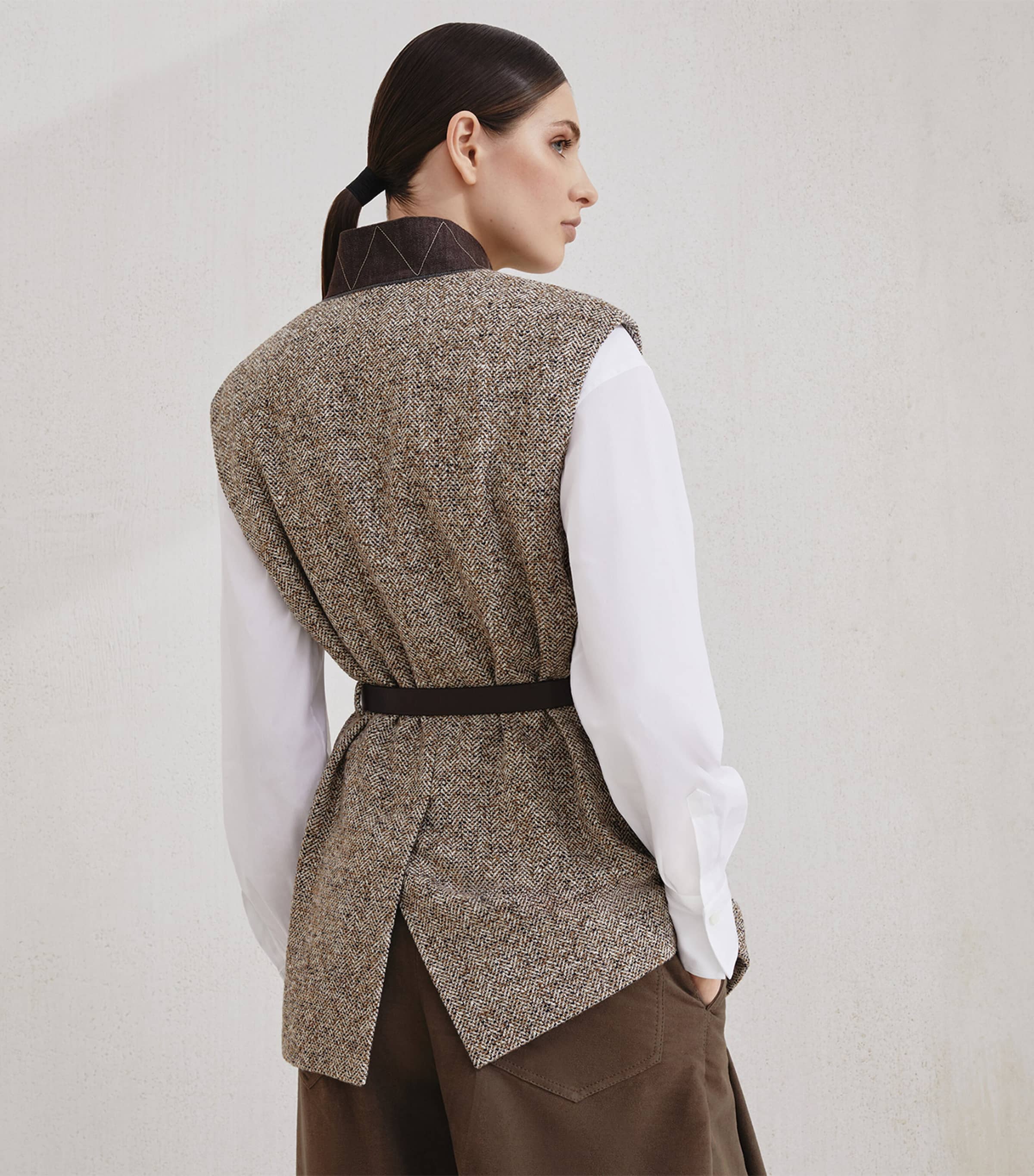 Virgin Wool-Silk Chevron Belted Vest C6286 Image 3