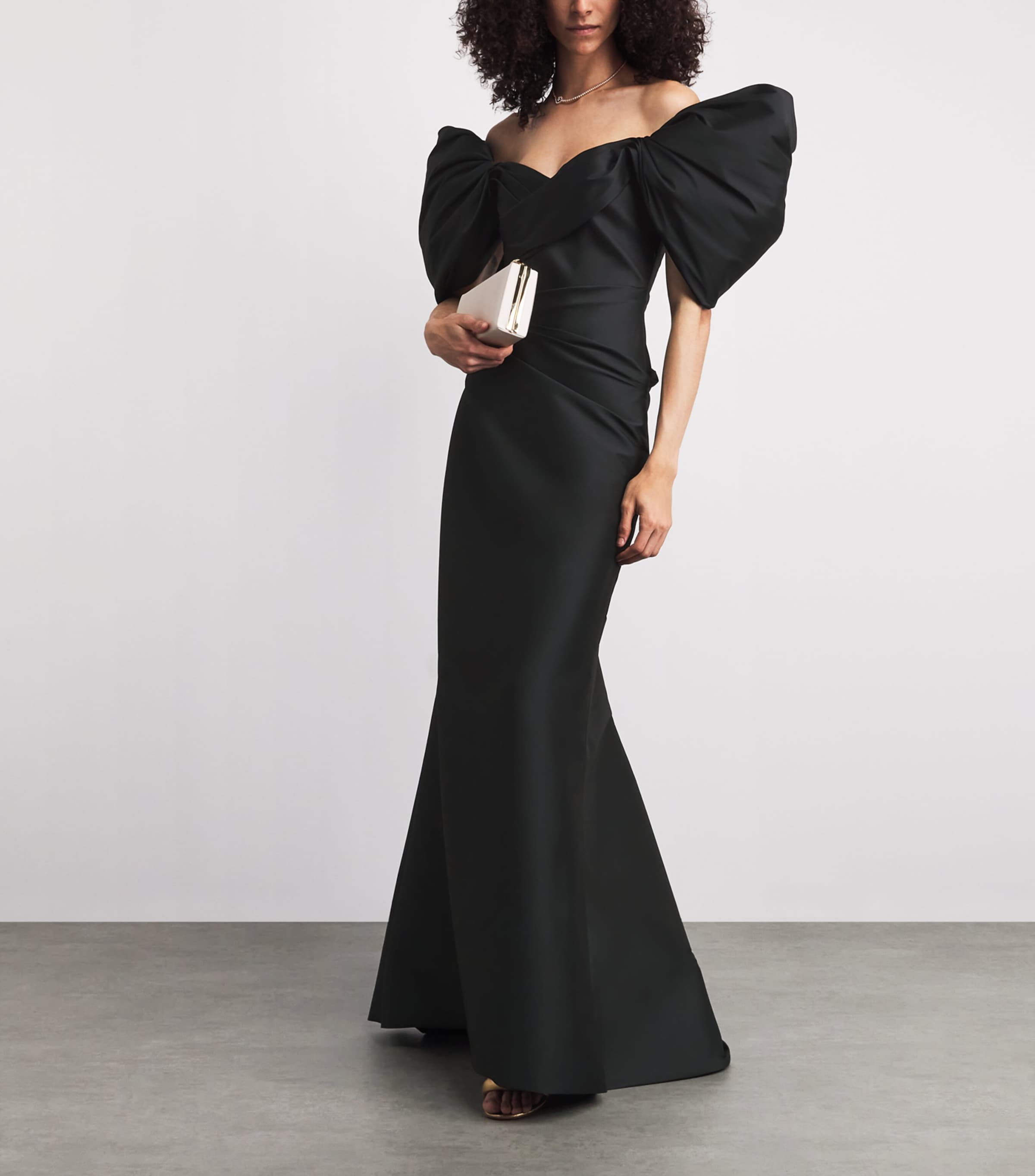 Monique Lhuillier Womens Taffeta Off-The-Shoulder Gown Noir Image 2