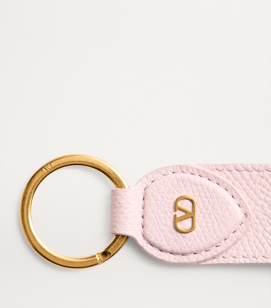 Leather VLogo Keychain 16Q Image 2