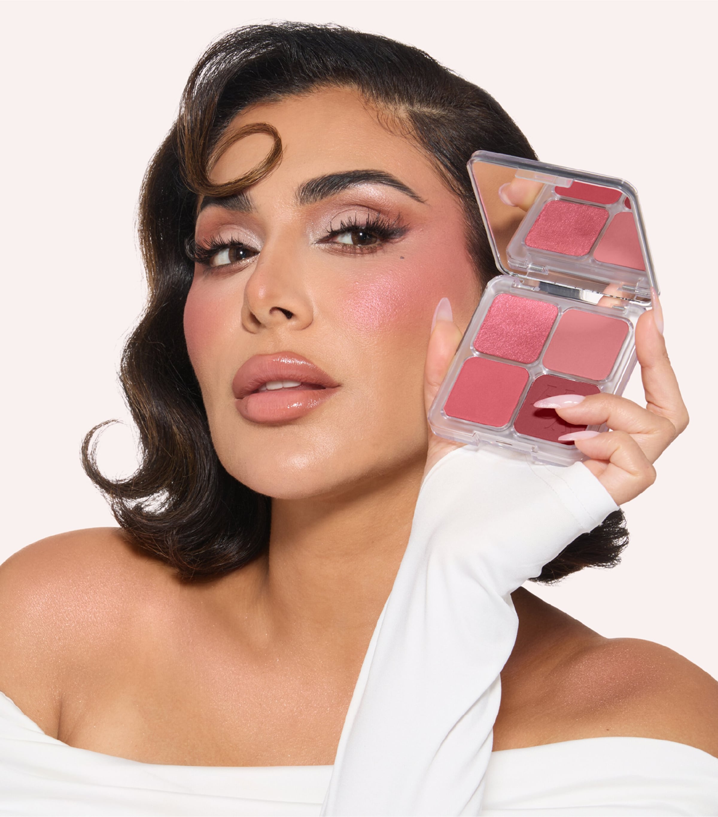 Huda Beauty Blush Filter Blurring Blushlighters Palette - Toasty Pink Toasty Peach Image 3