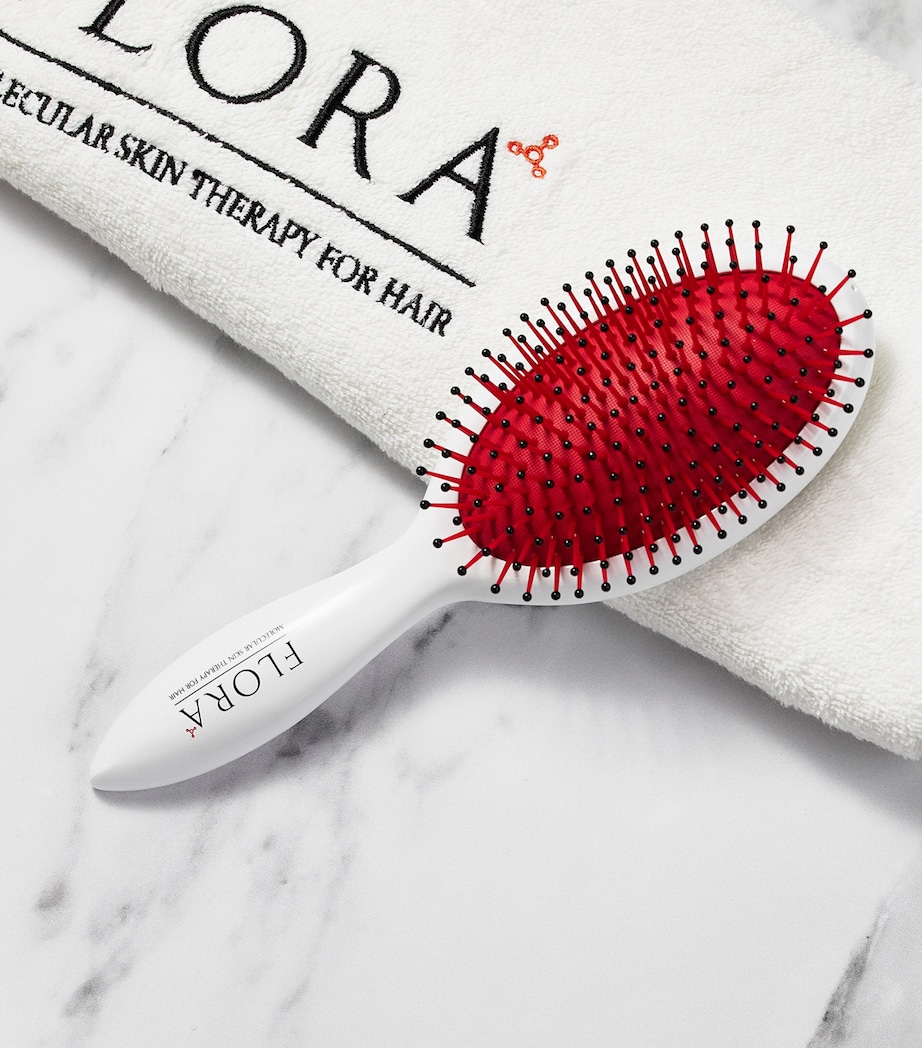 FLORA LAB PARIS Essential Miracle Brush No.2 Image 2