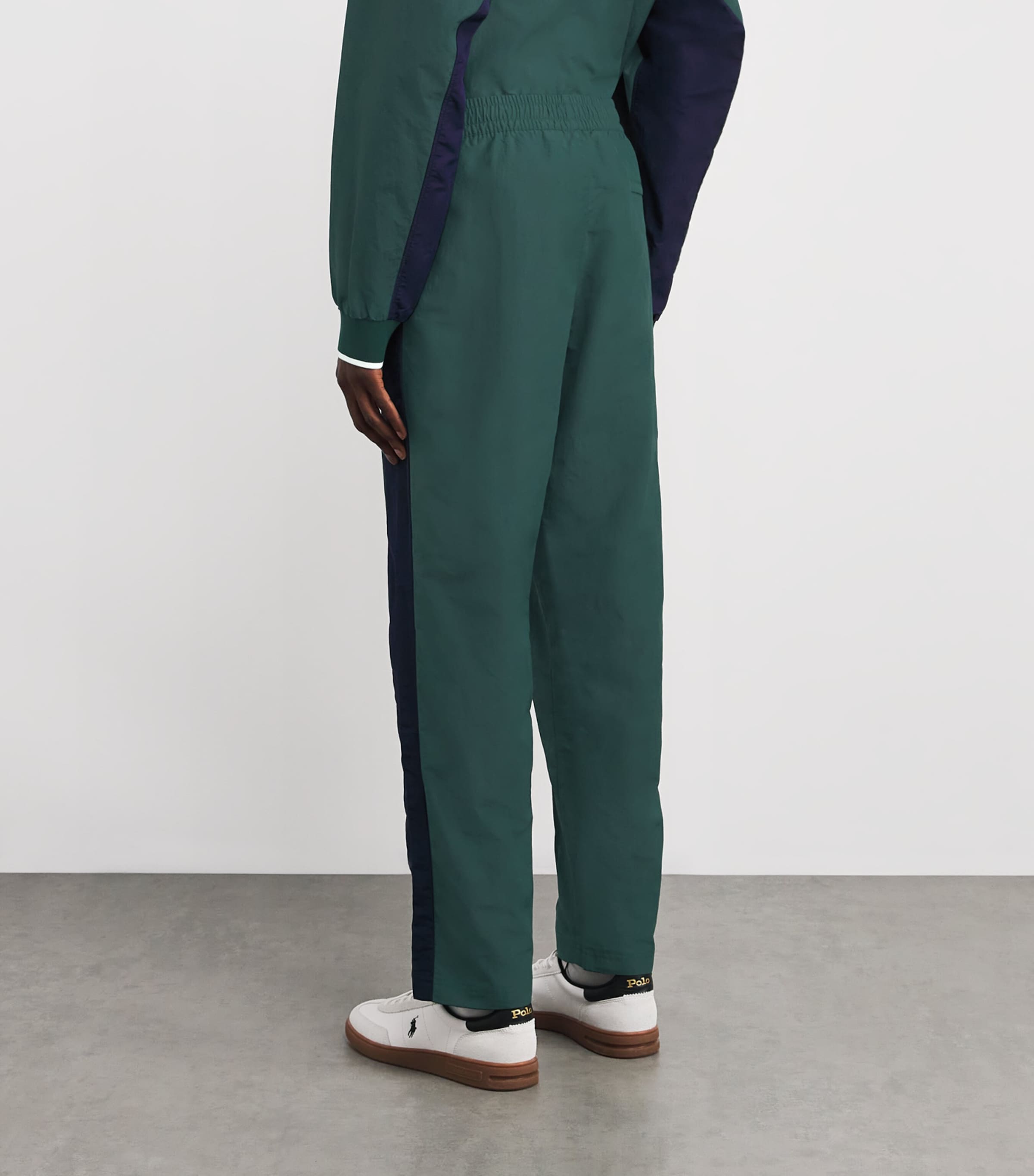 x Wimbledon Shell Track Pants MOSS AGATE/RFND NVY Image 4