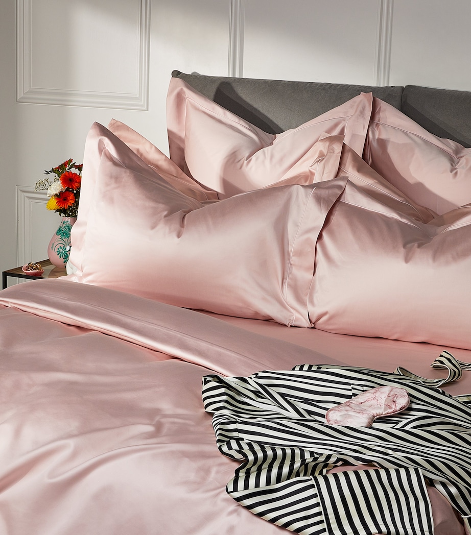 Celso De Lemos Bourdon Square Pillowcase (65cm x 65cm) Nuage Rose Image 3
