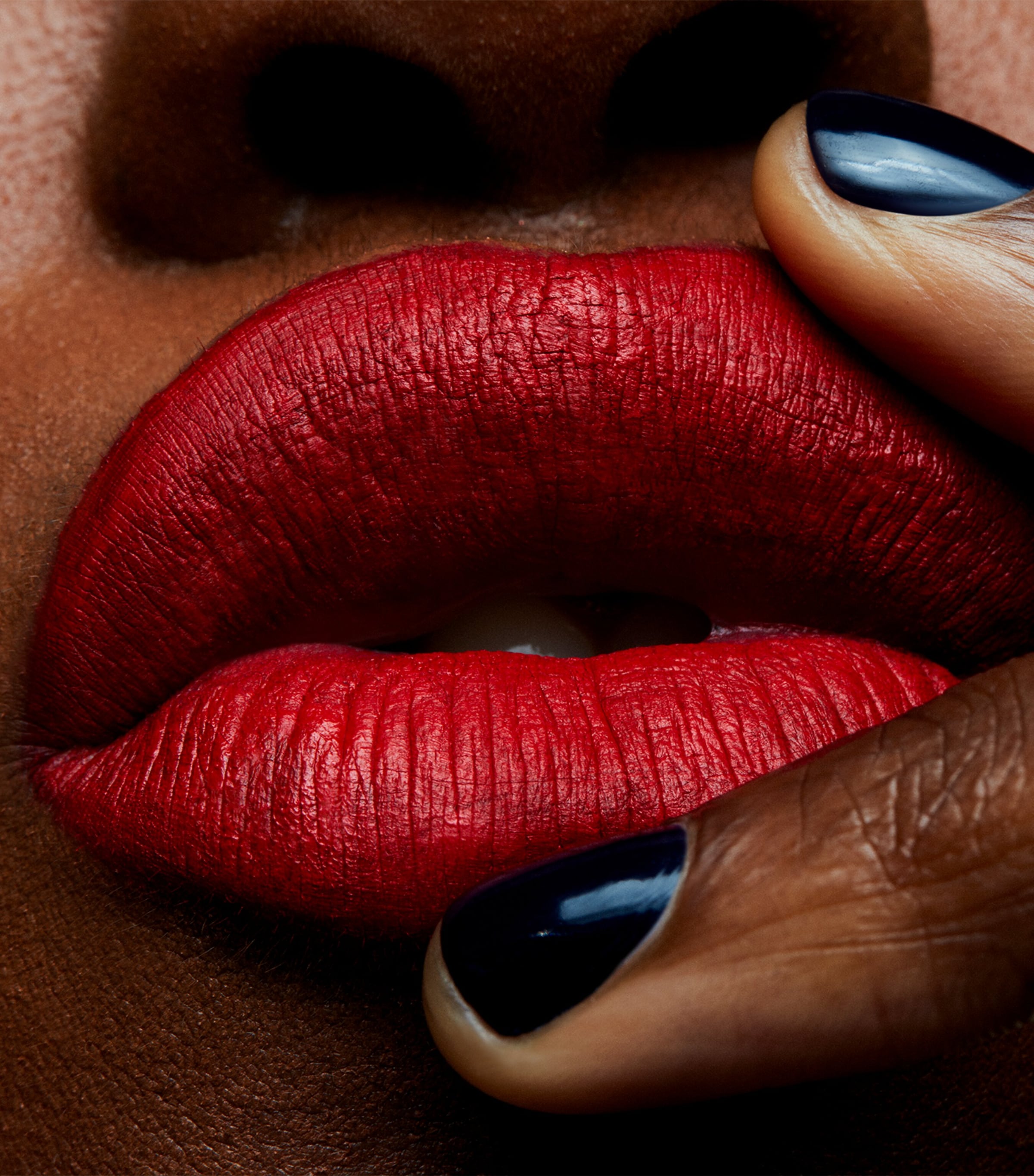 Retro Matte Liquid Lipcolour FASHION LEGACY Image 6