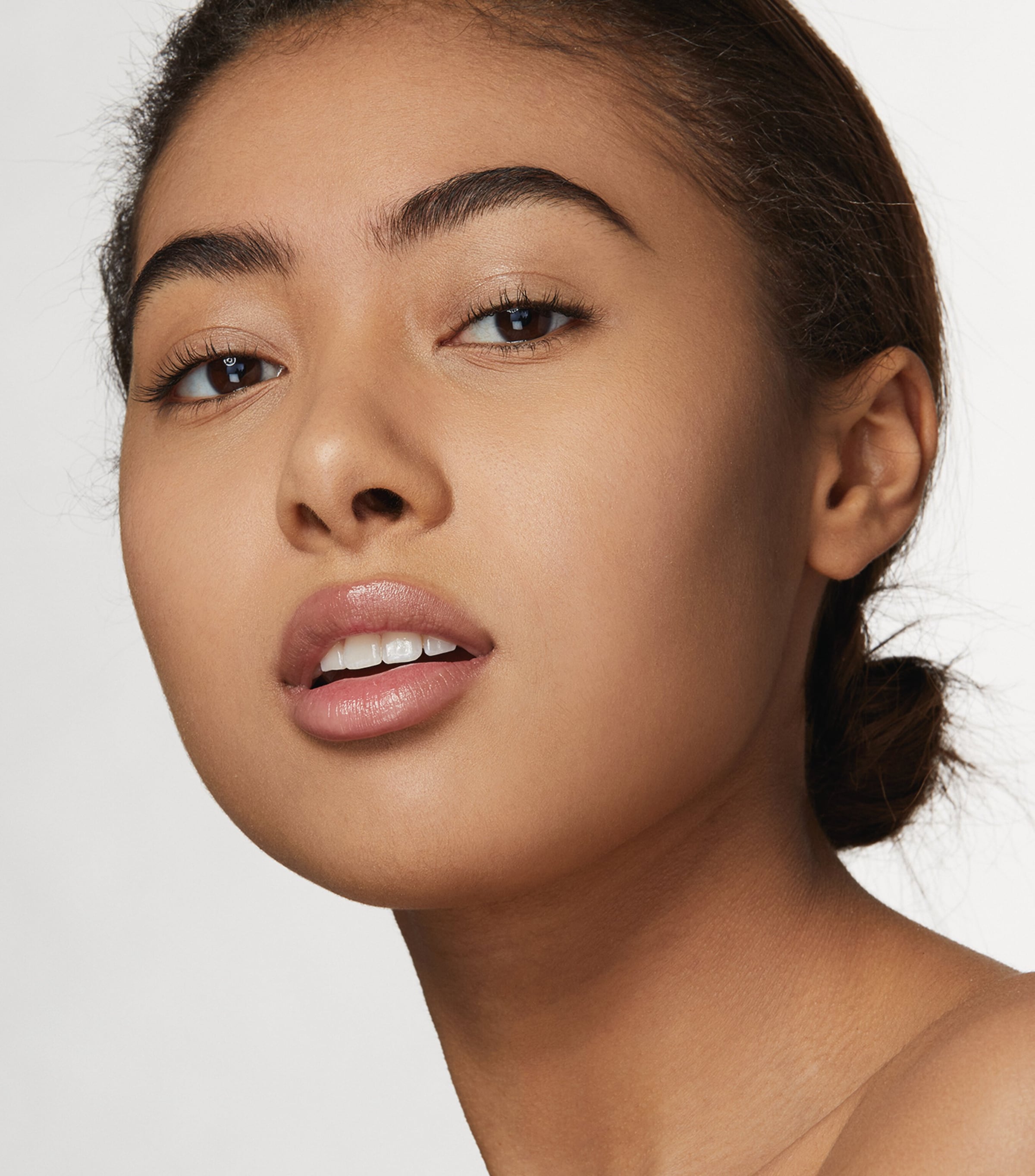 Double Wear Stay-in-Place Foundation SPF 10 3W1.5 FAWN Image 2