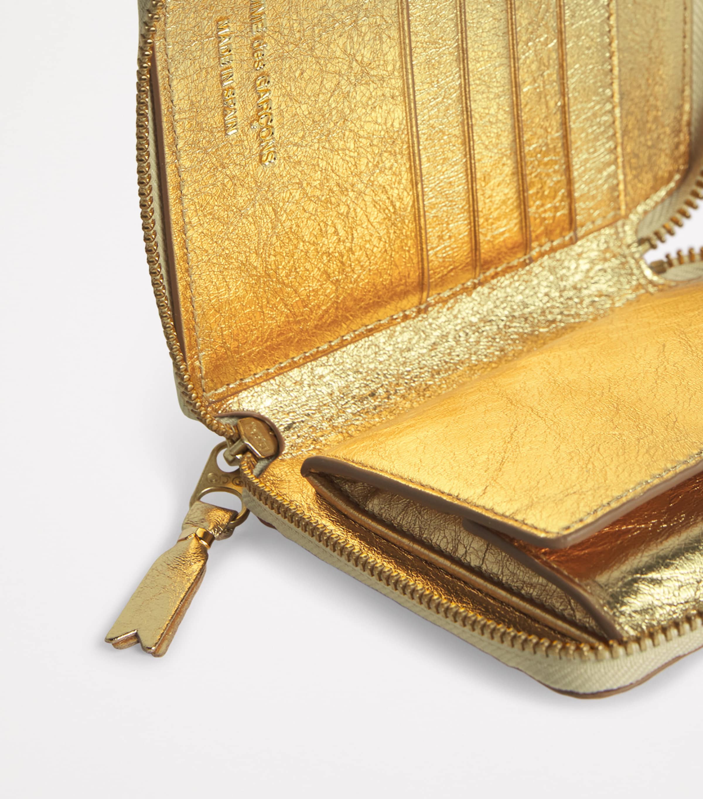 Leather Embossed Logo Zipped Wallet GOLD Image 4