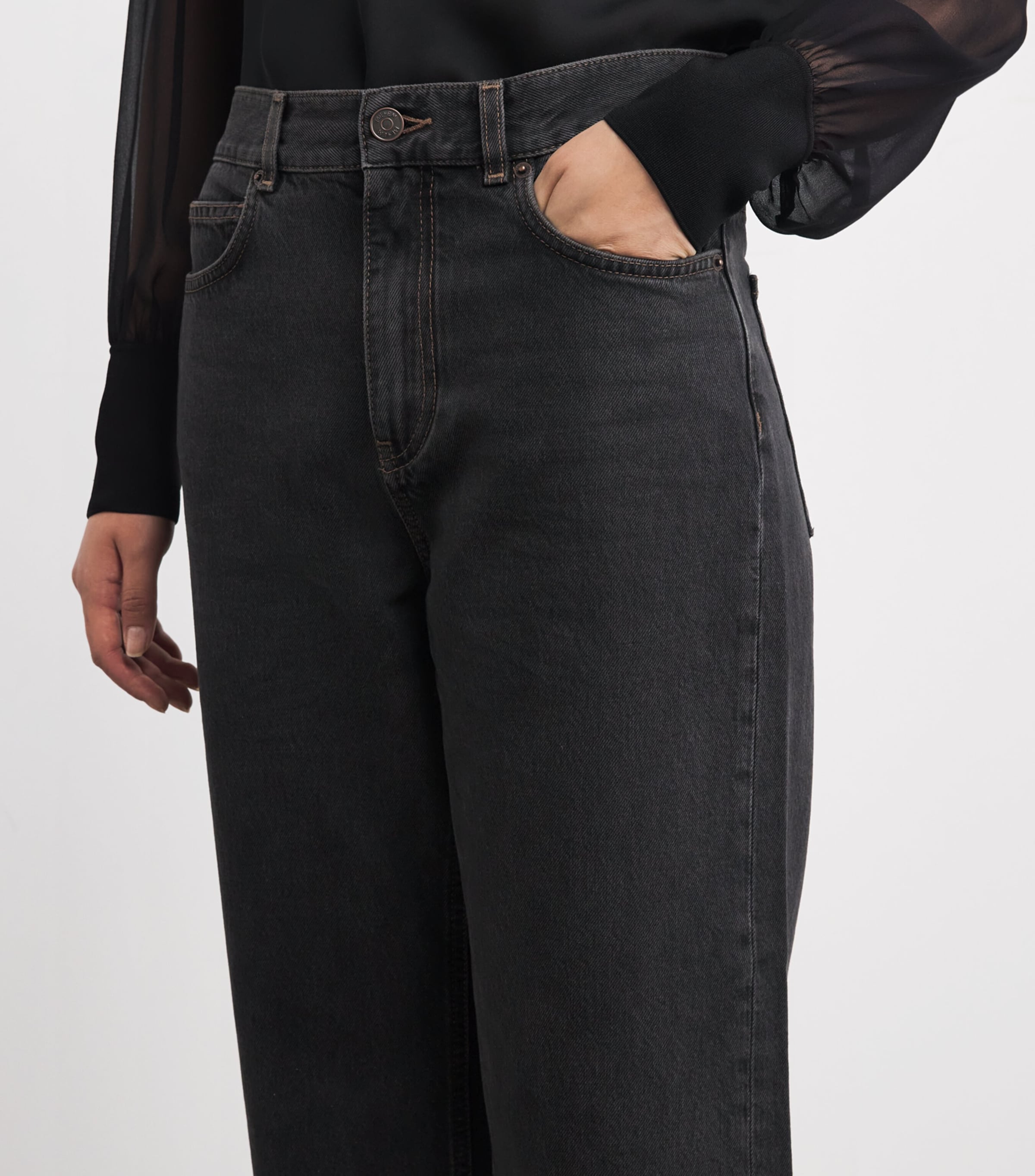 Cropped Straight Jeans WARM BLACK Image 6